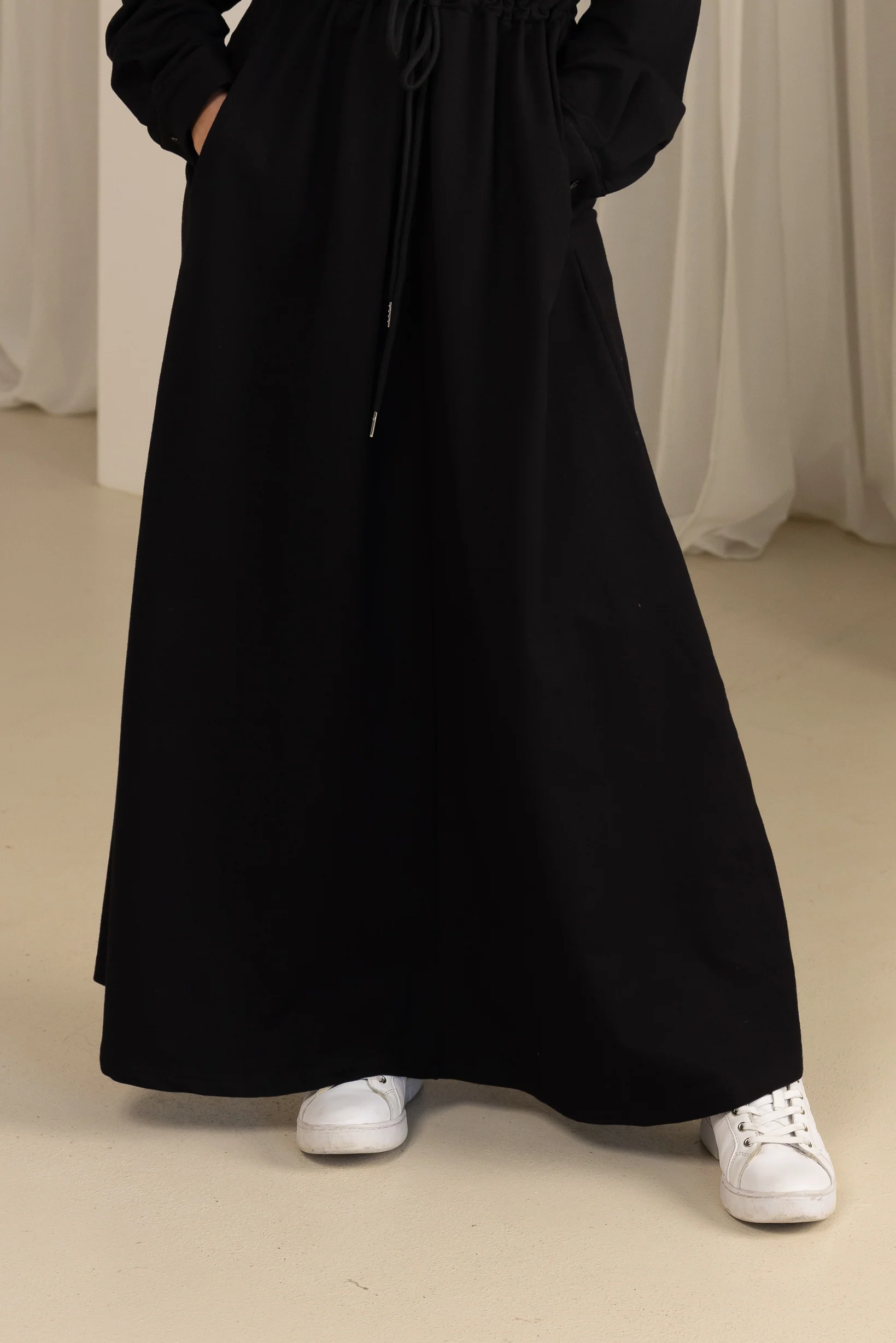 Modelle/Move Colour Block Track Dress - Image 4