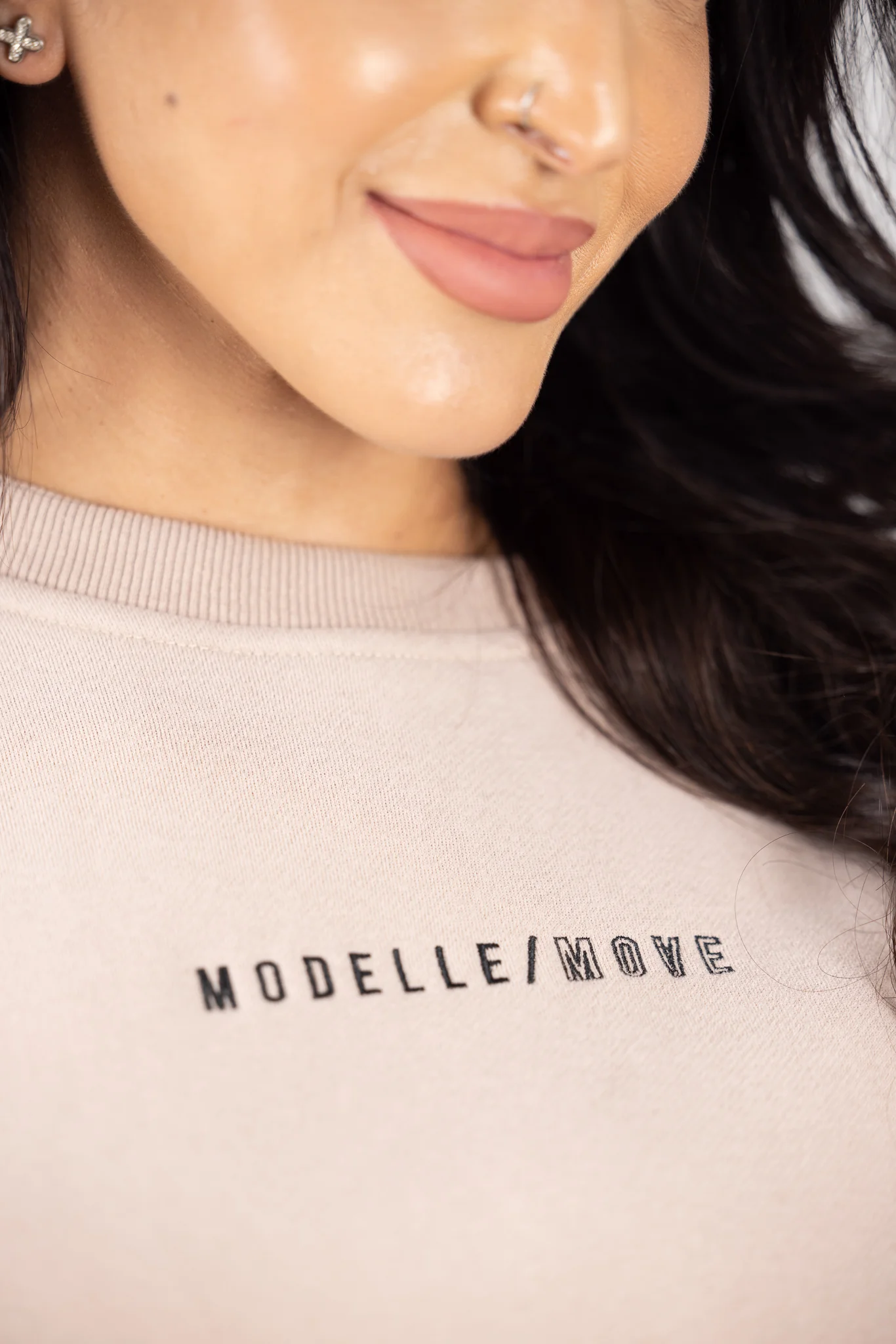 Modelle/Move Crop Top - Image 6