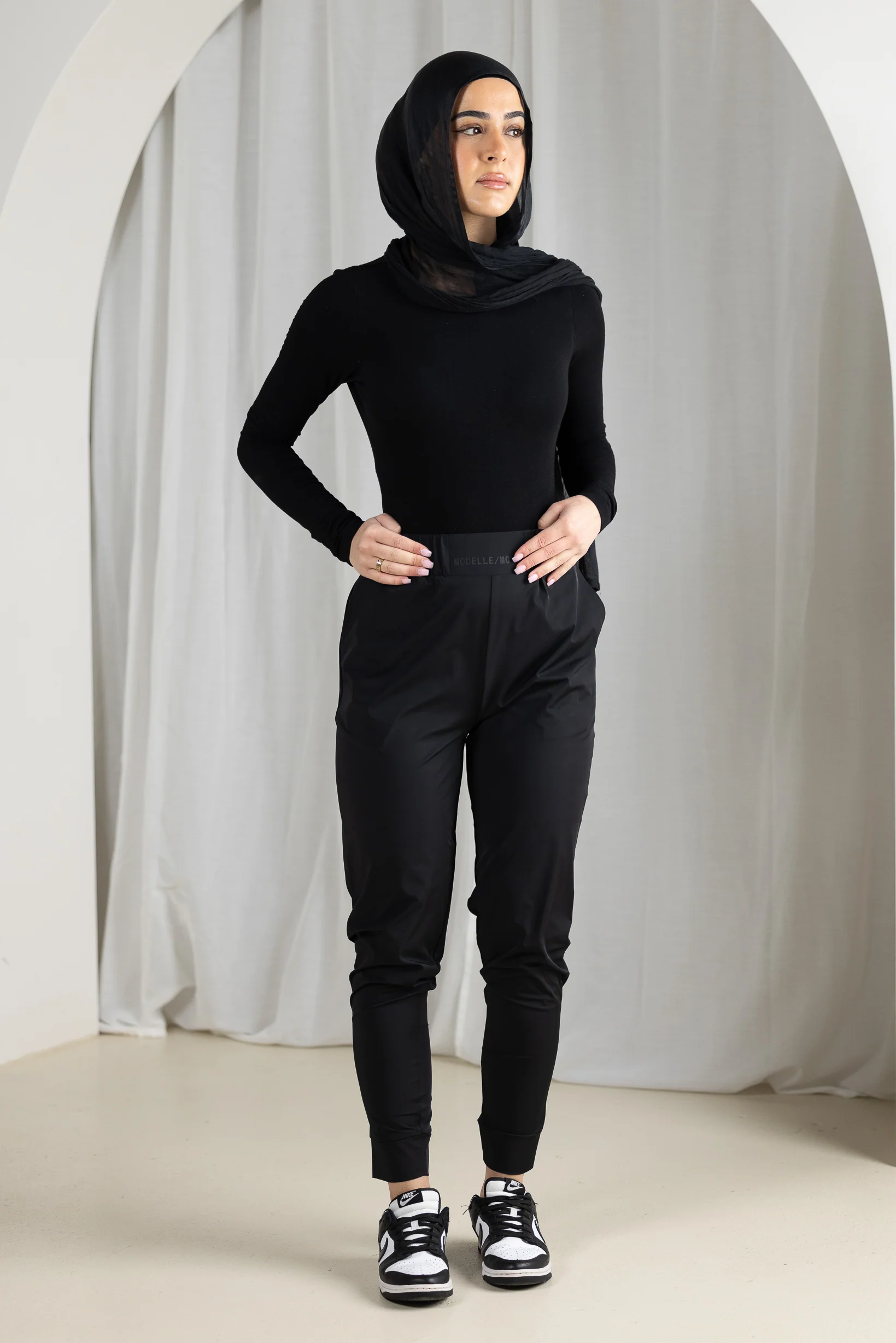 Modelle/Move Dri Fit Joggers - Image 3