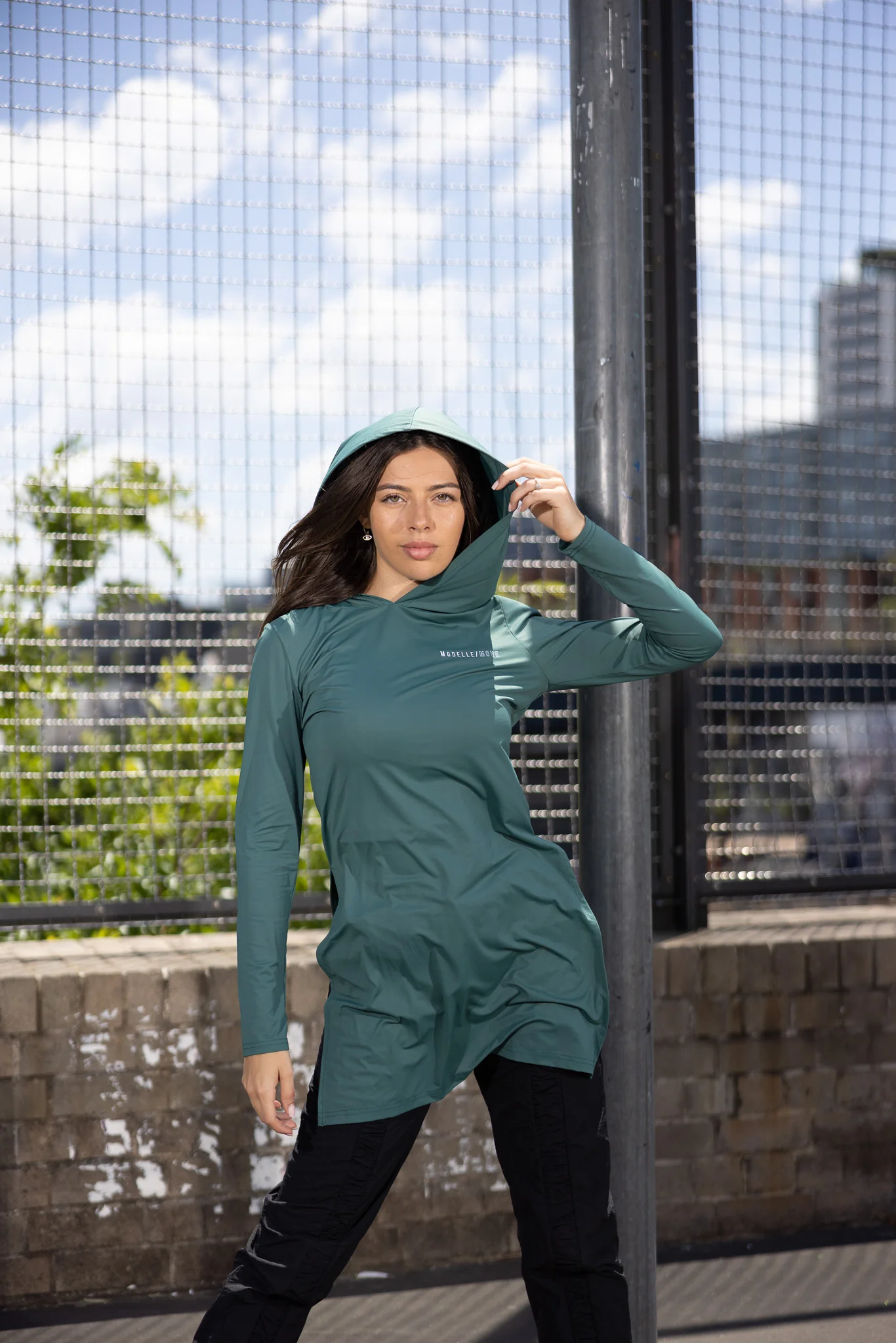 Modelle/Move Dri Fit Split Hoody - Image 10