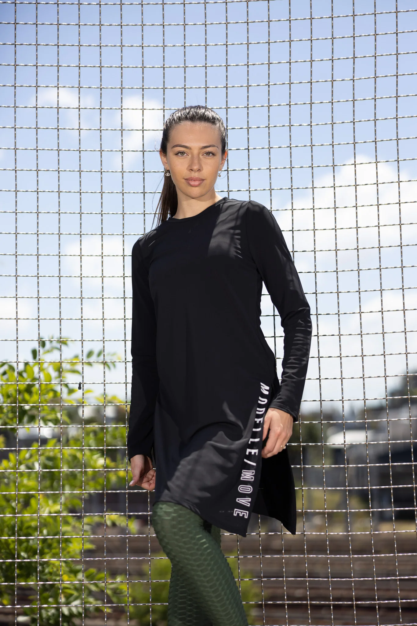 Modelle/Move Dri Fit Split Top - Image 9
