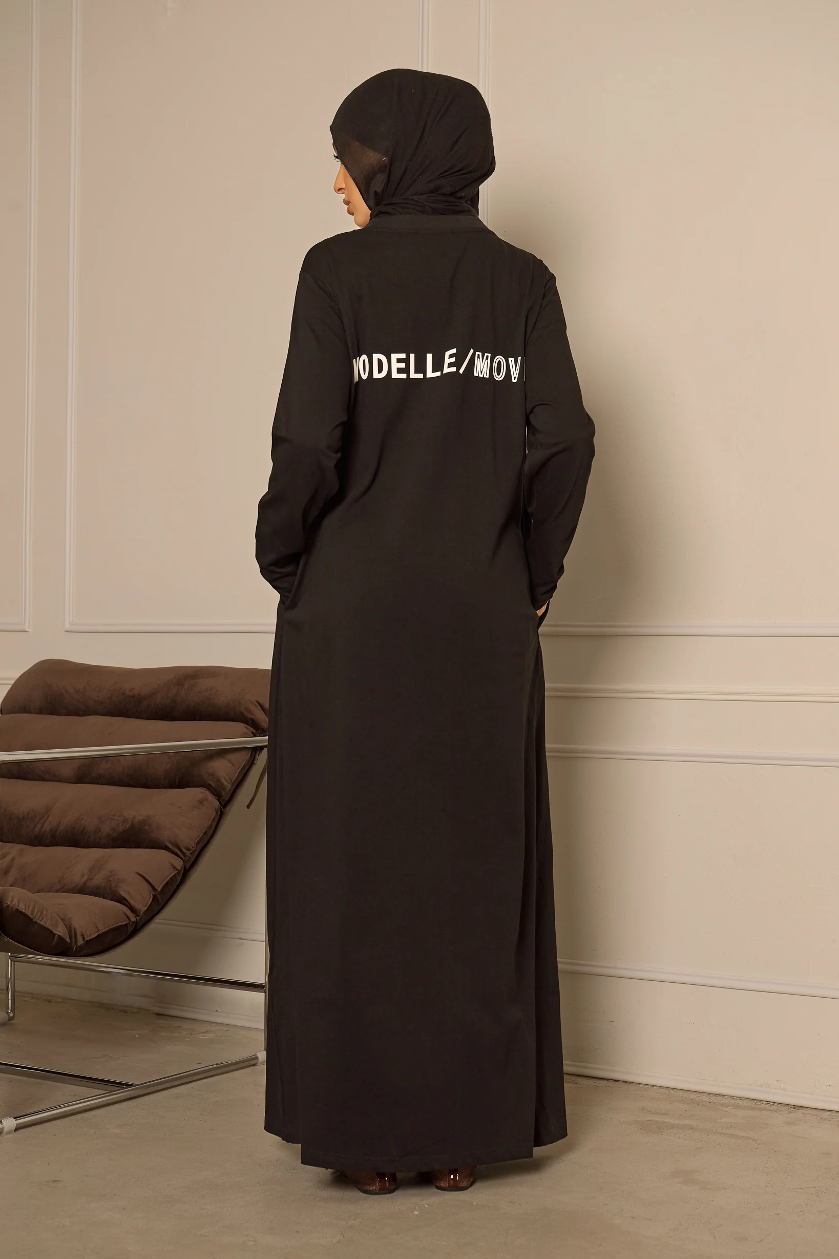 Modelle/Move Essential Maxi Dress — Aurum Edit - Image 7