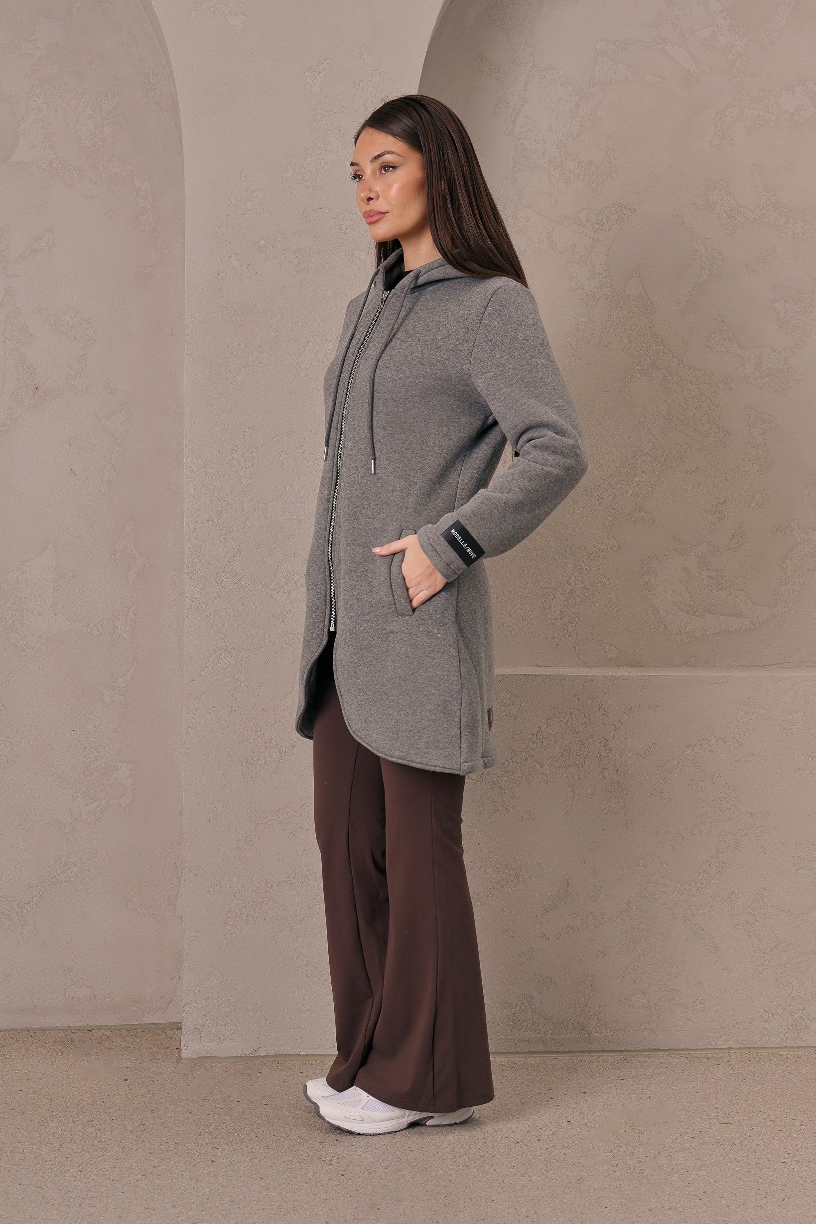 Modelle/Move Foundation Jacket - Image 10
