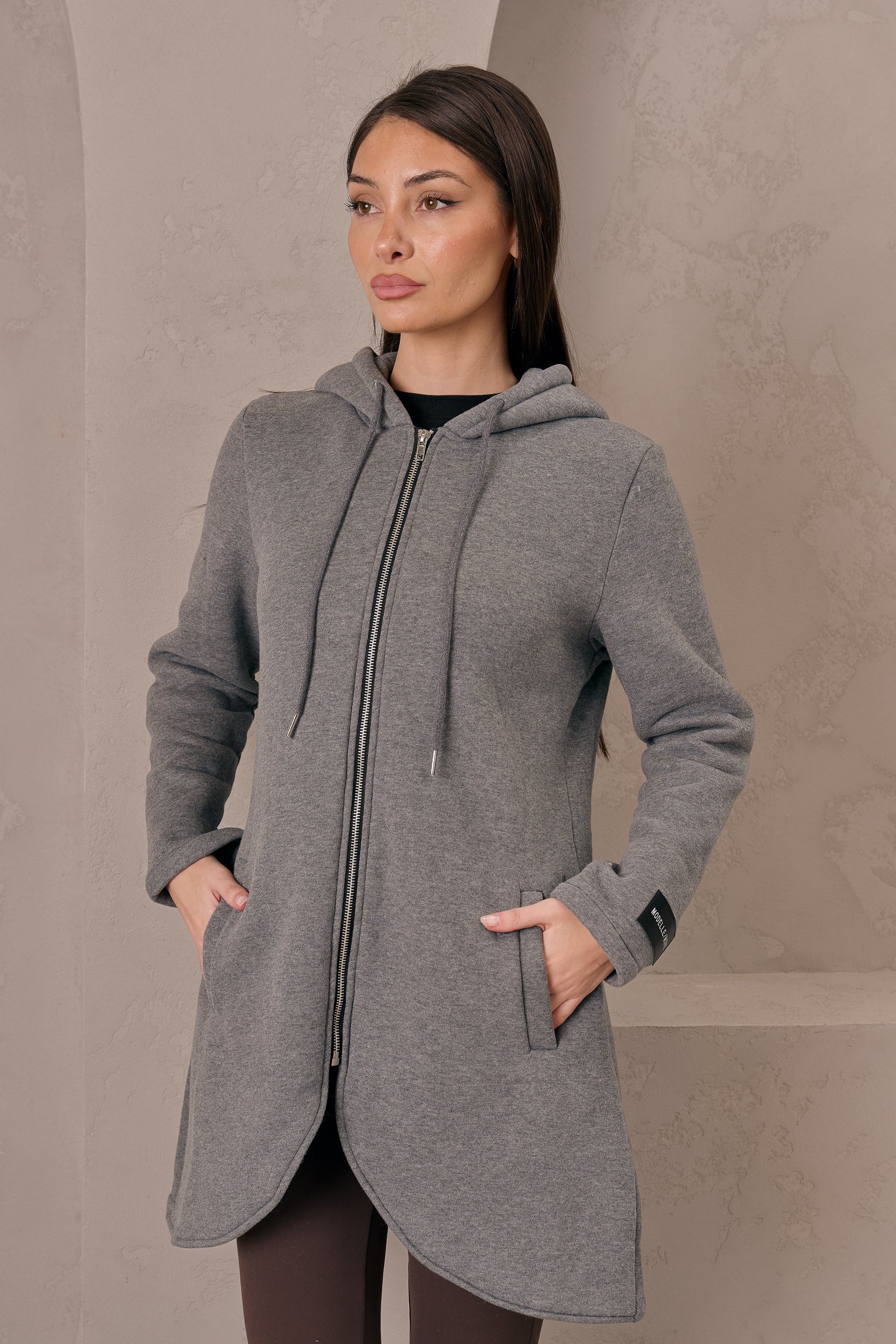Modelle/Move Foundation Jacket - Image 6