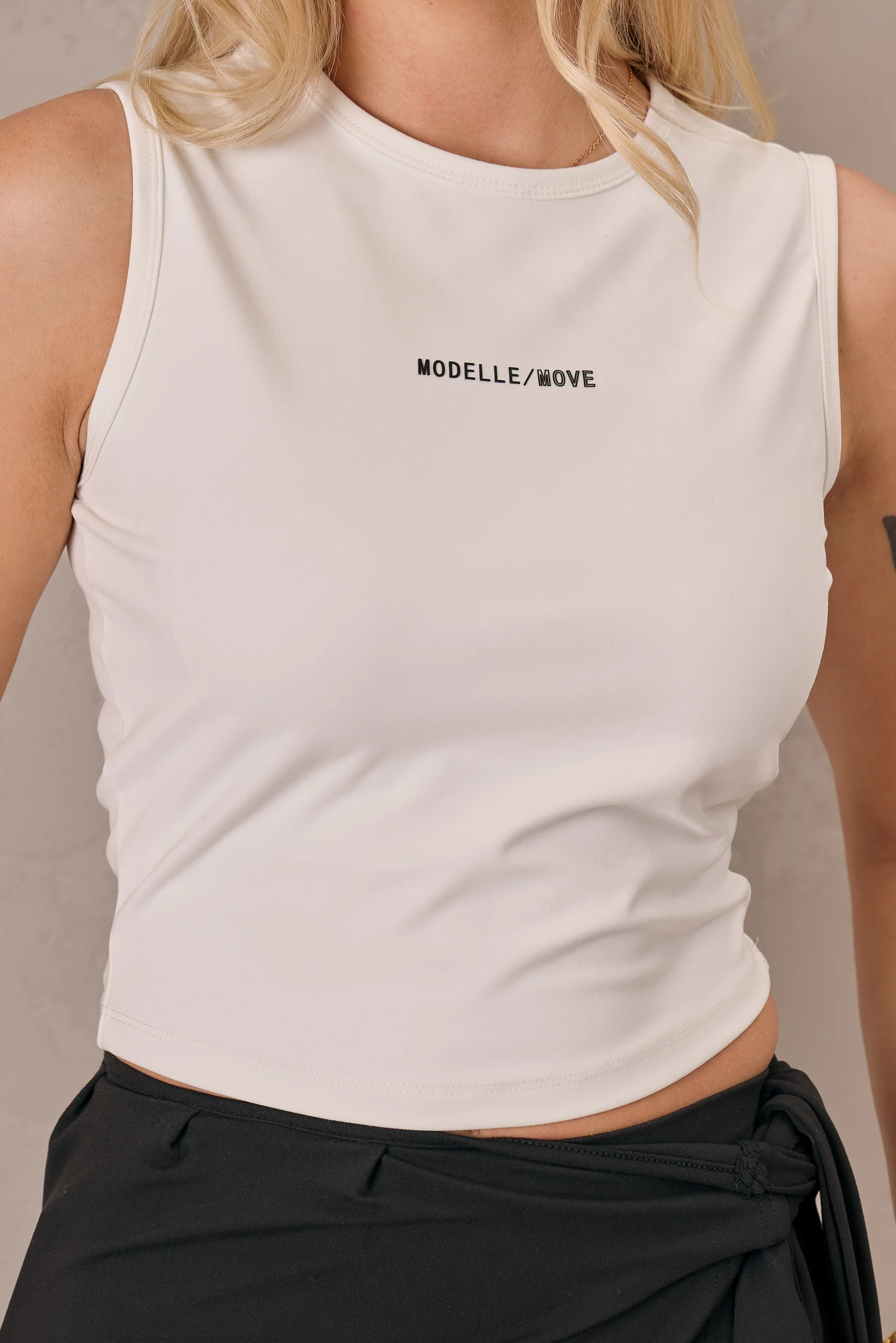 Modelle/Move In Motion Tank Top - Image 14