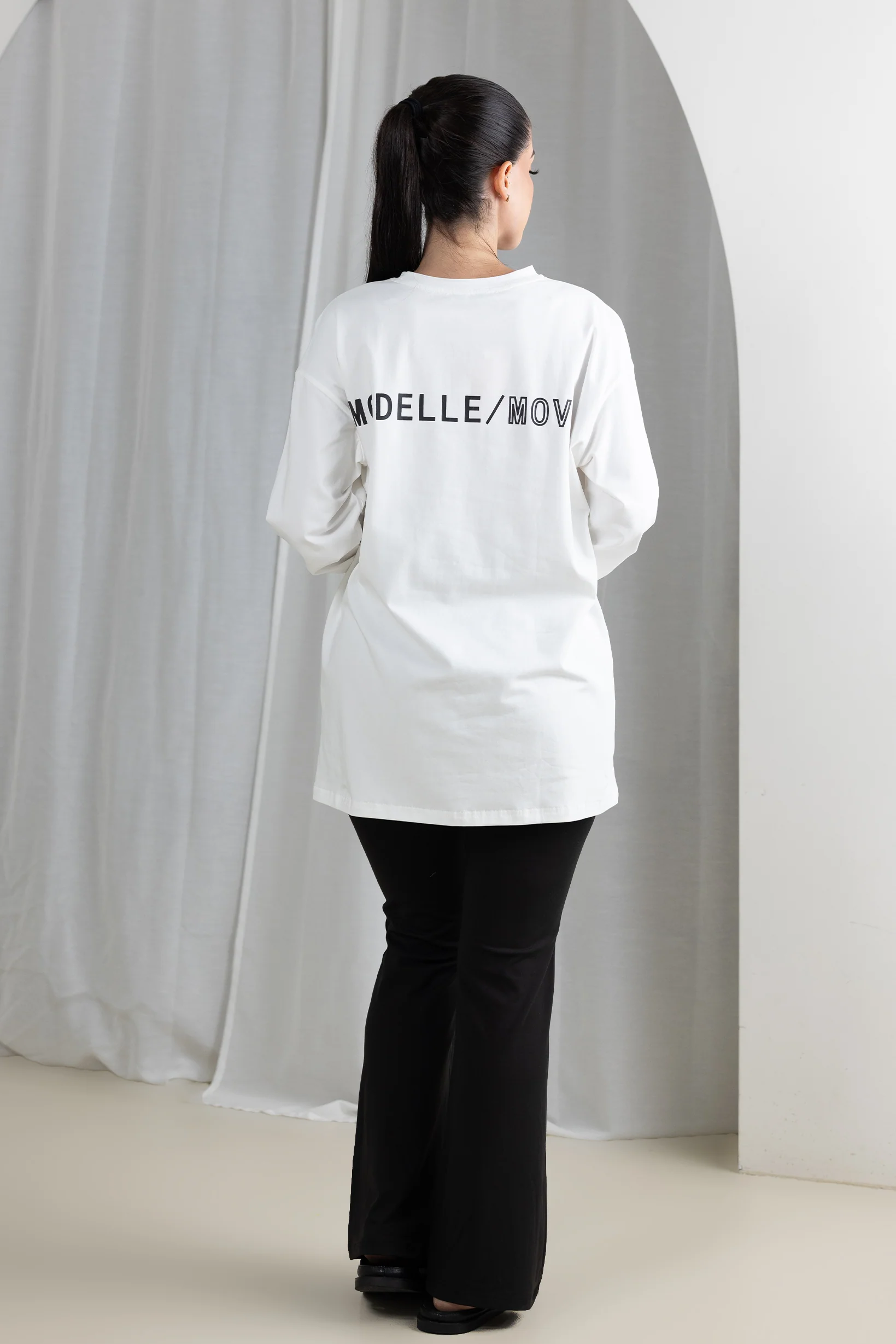 Modelle/Move Long Sleeve Oversizes Tee - Image 12