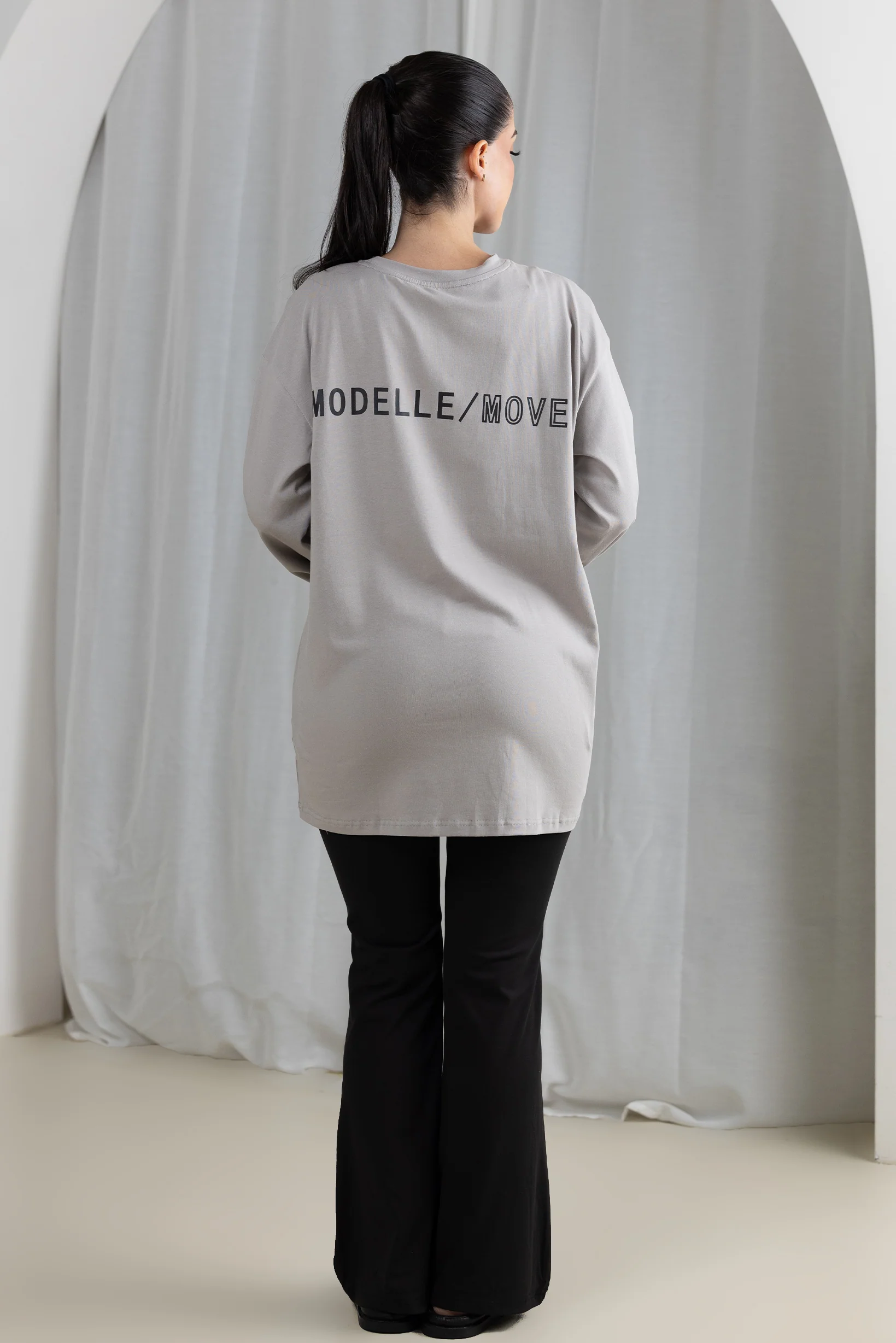 Modelle/Move Long Sleeve Oversizes Tee - Image 4