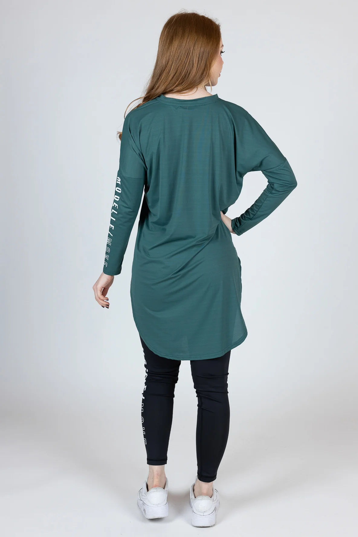 Modelle/Move Loop Sport Top - Image 10