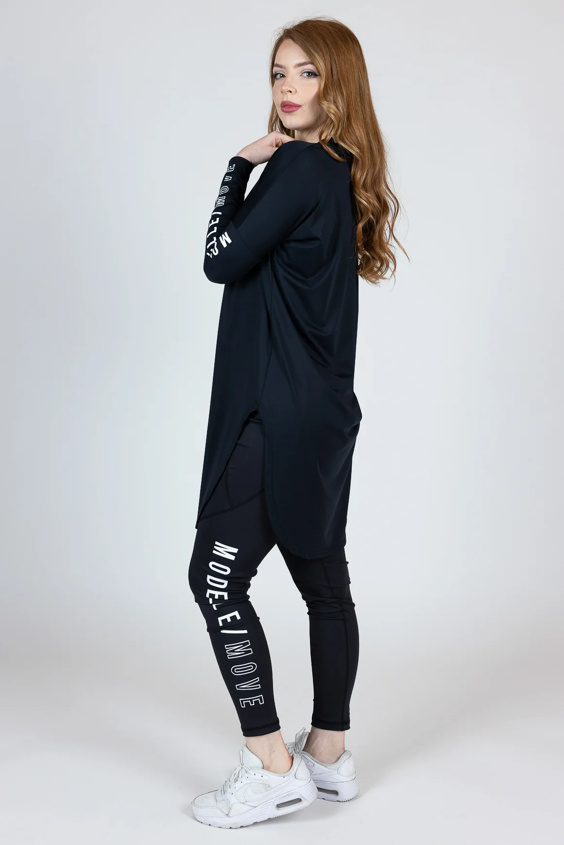 Modelle/Move Loop Sport Top - Image 15
