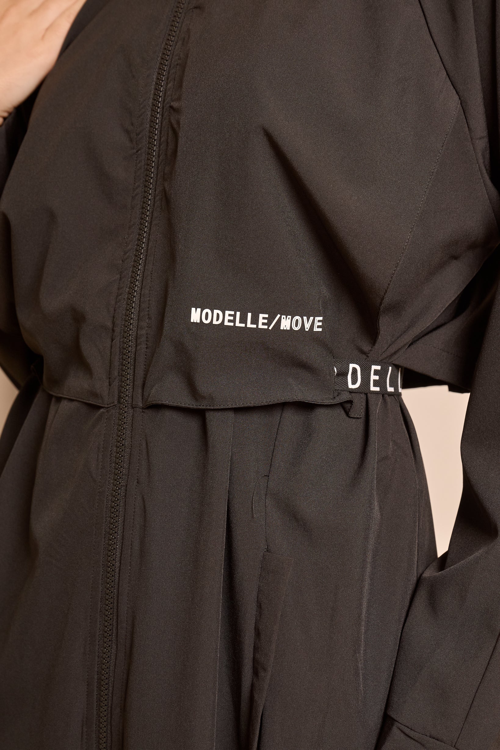 Modelle/Move Motiv Jacket — ÈLAN Edit - Image 11