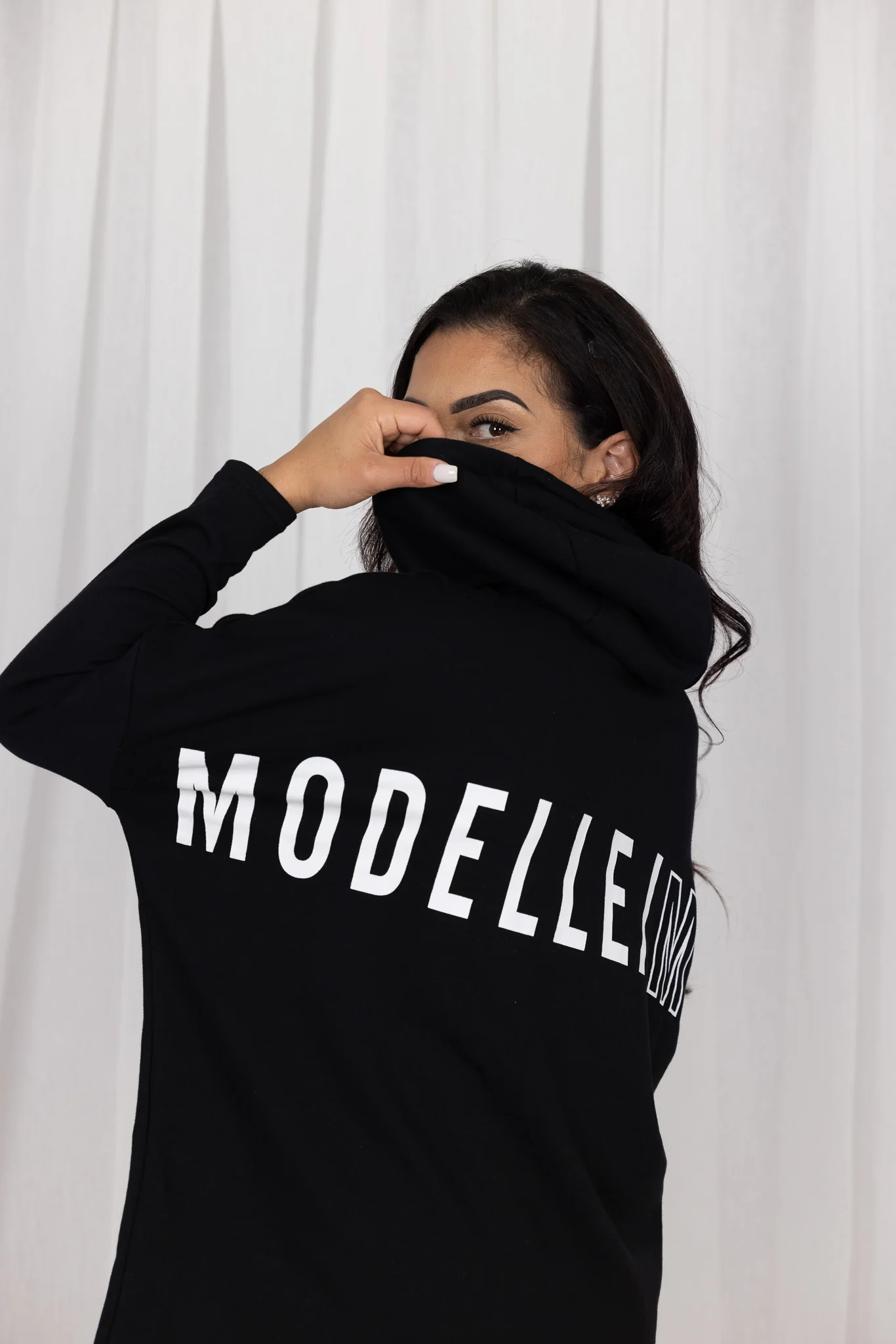 Modelle/Move Oversized Hooded Jumper - Image 20
