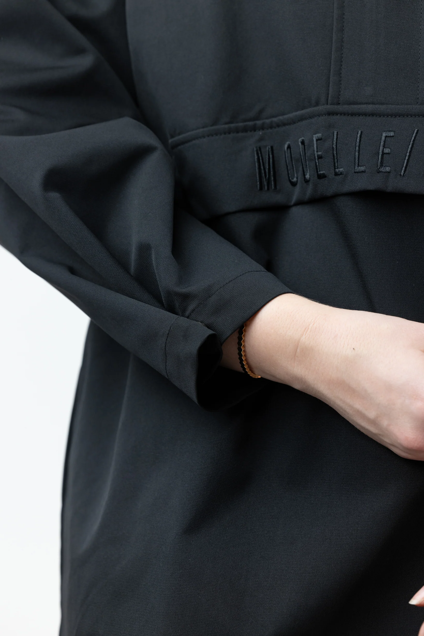 Modelle/Move Parachute Hoody - Image 12