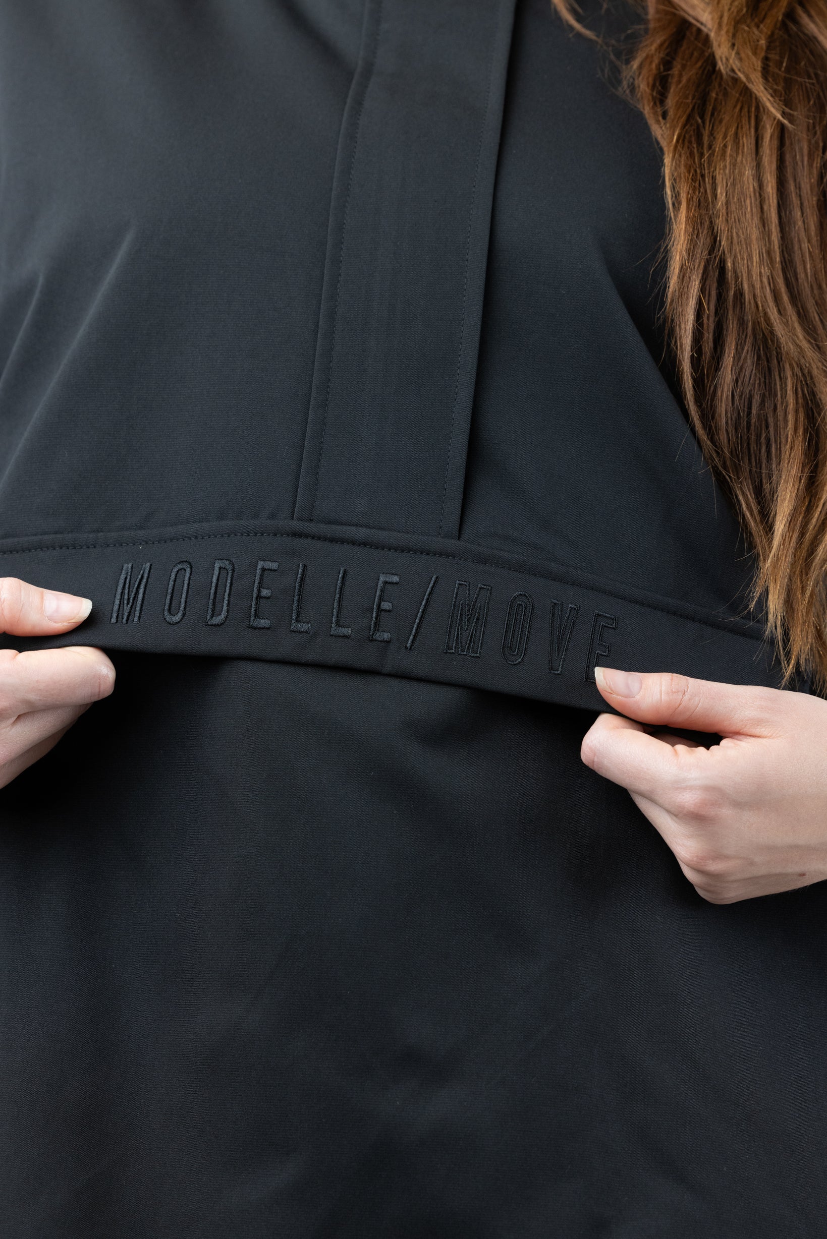 Modelle/Move Parachute Hoody - Image 13