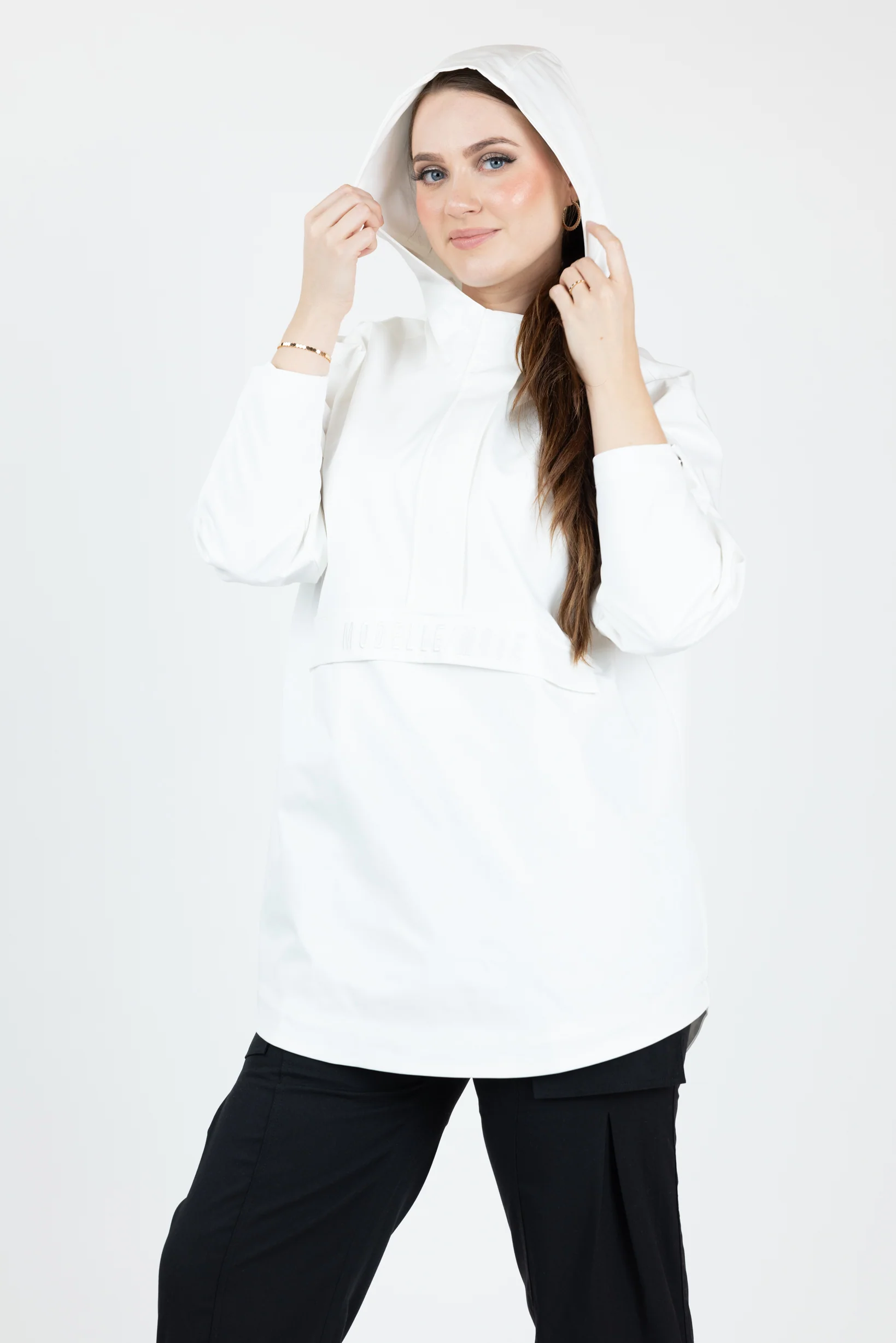 Modelle/Move Parachute Hoody - Image 3