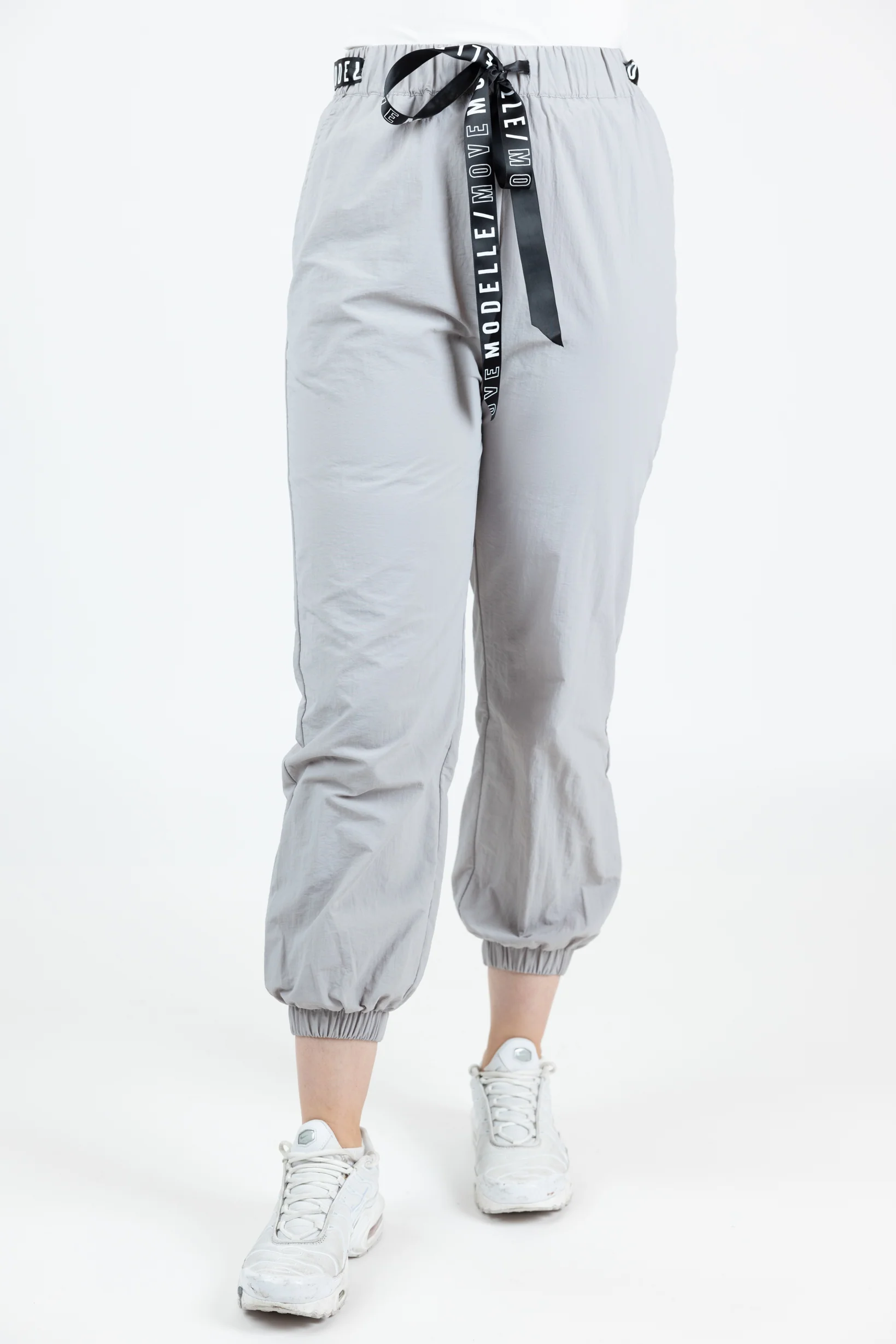 Modelle/Move Parachute Pants - Image 3