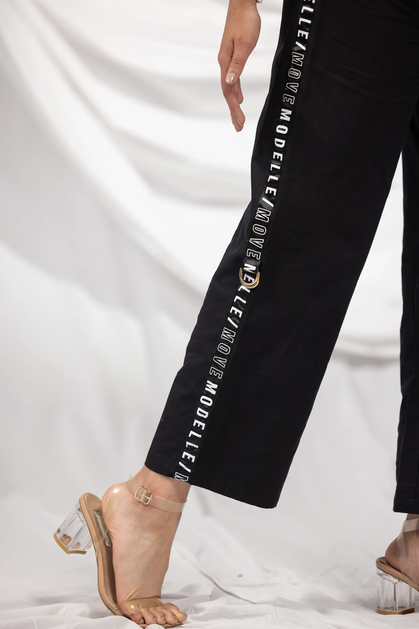 Modelle/Move Salome Detailed Pants - Image 11