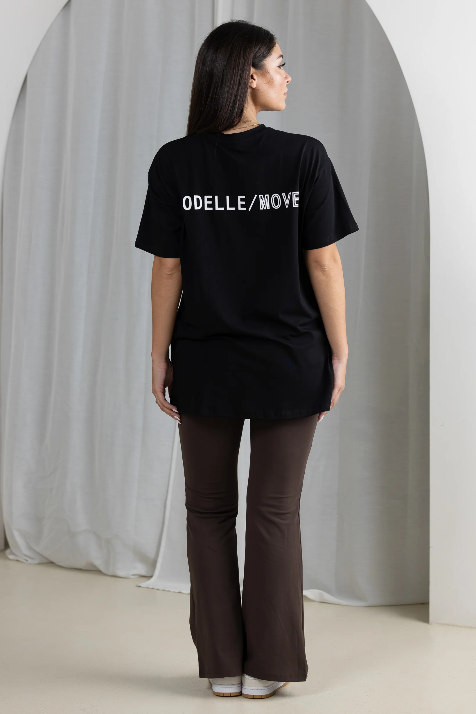 Modelle/Move Short Sleeve Oversizes Tee - Image 4