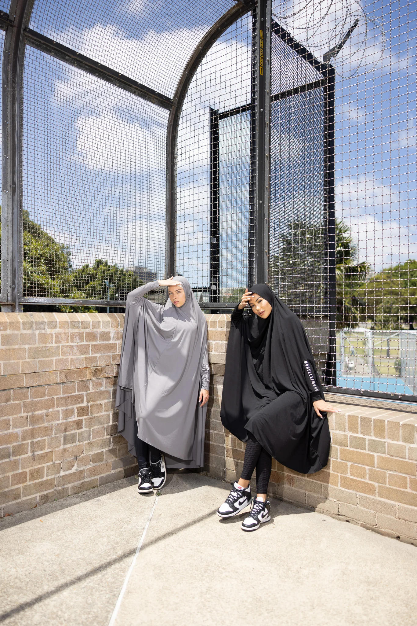 Modelle/Move Sleeve Jilbab - Light Shades - Image 2