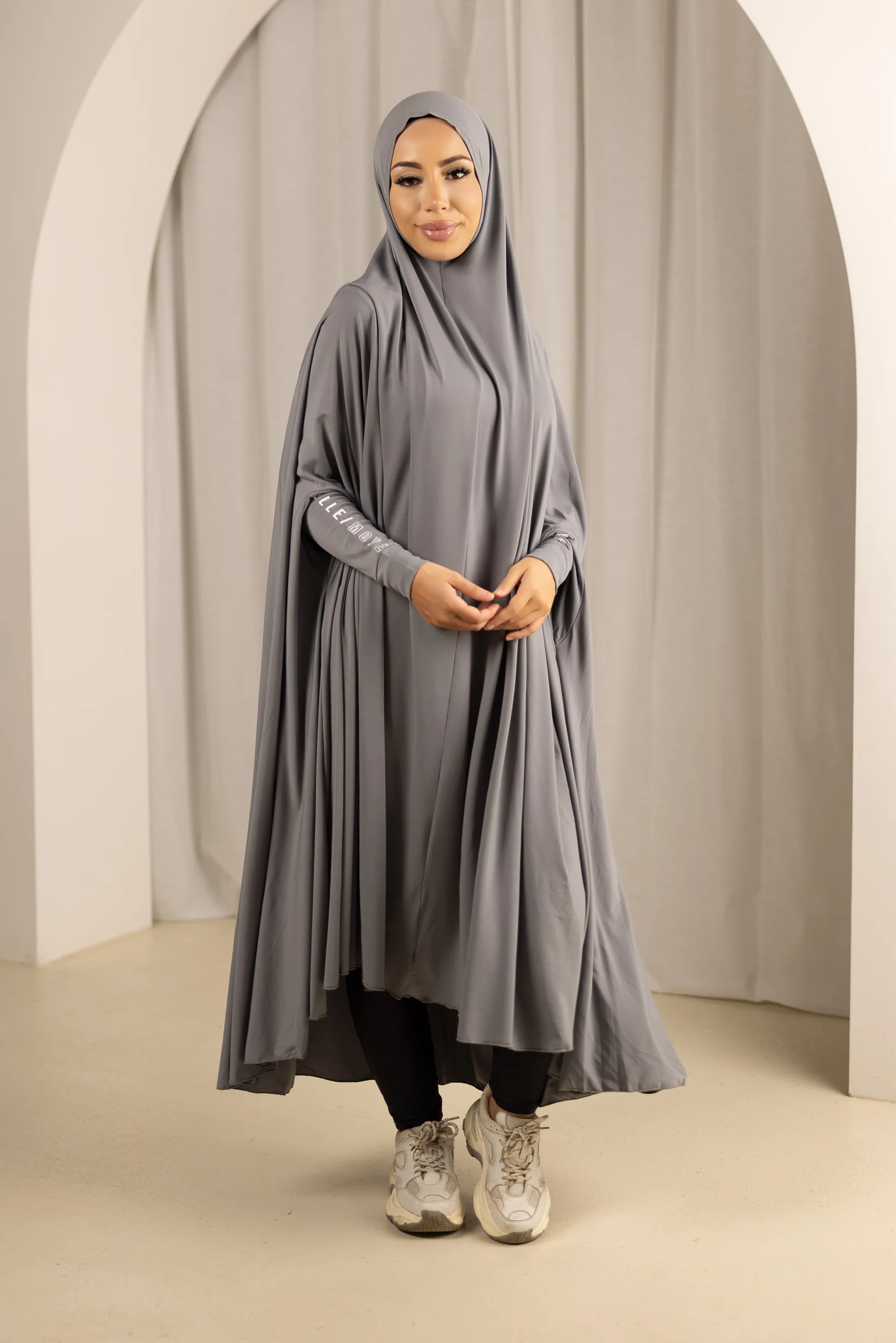 Modelle/Move Sleeve Jilbab - Light Shades - Image 5