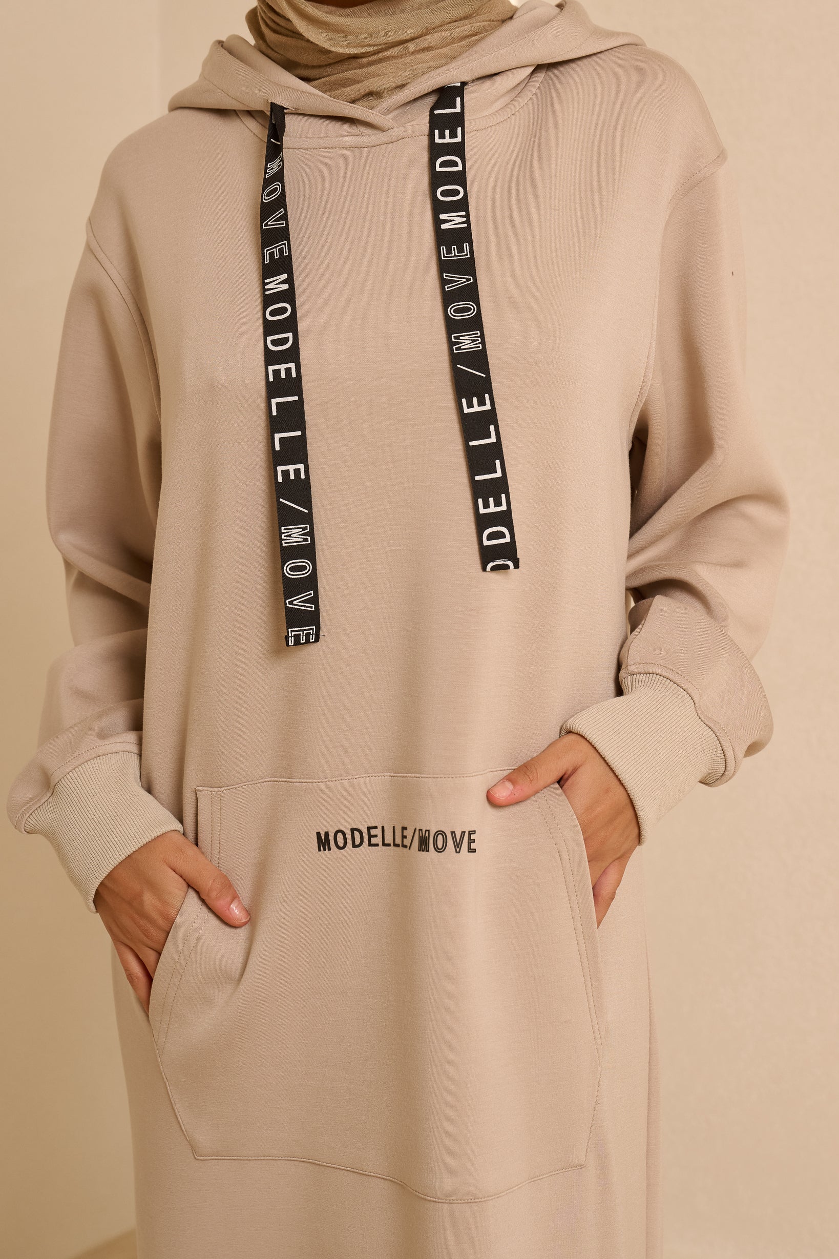Modelle/Move Streamline Dress — ÈLAN Edit - Image 13