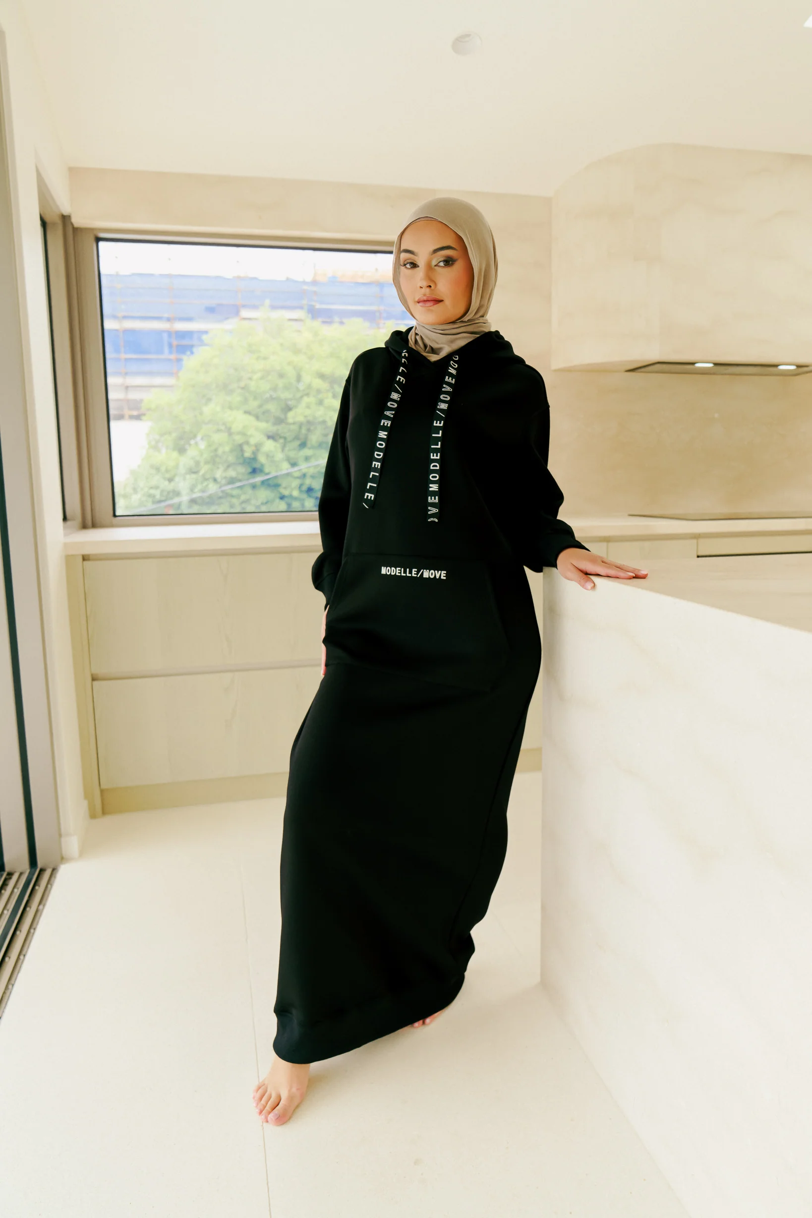 Modelle/Move Streamline Dress — ÈLAN Edit - Image 3