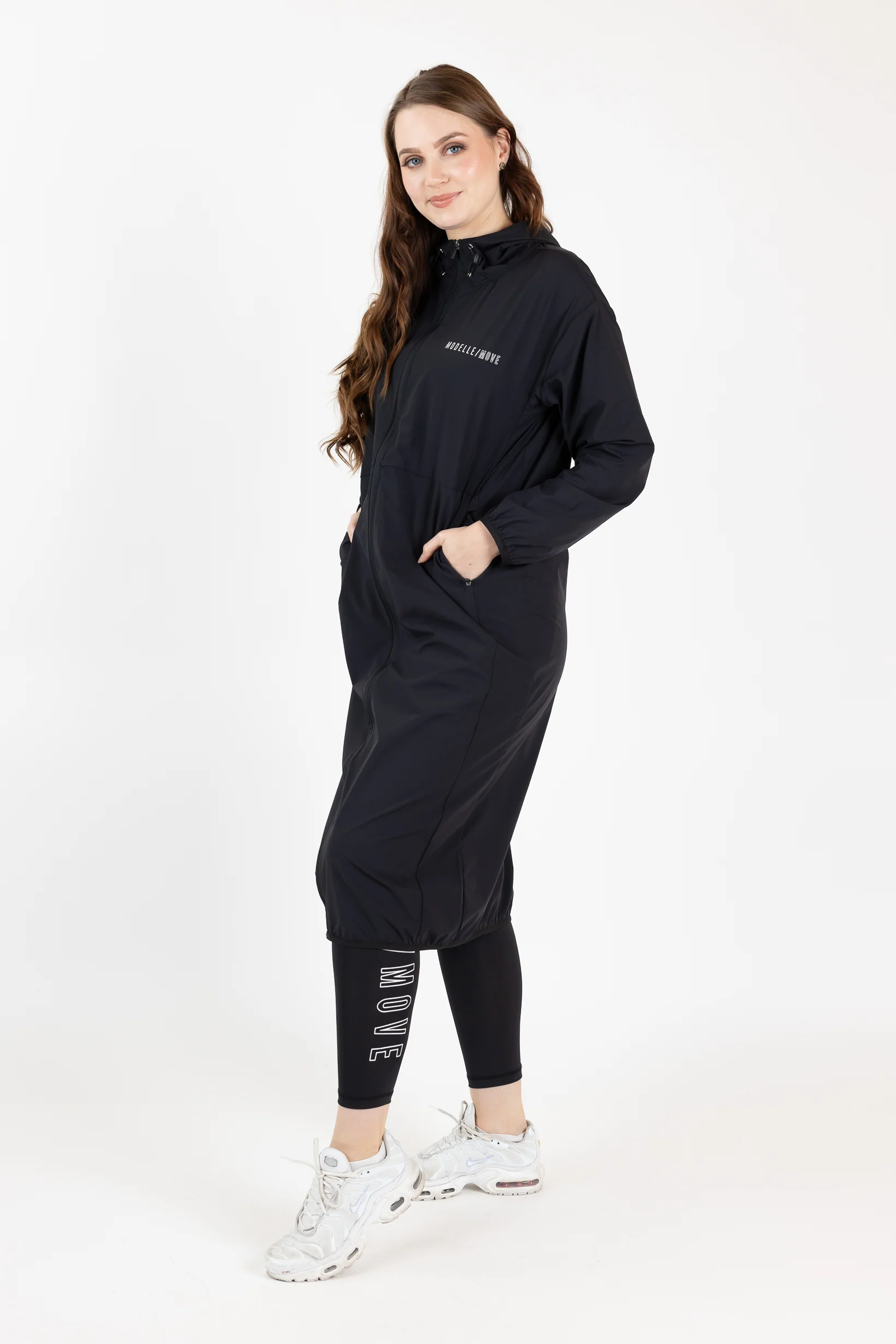 Modelle/Move The Grand Drifit Maxi Jacket - Image 2