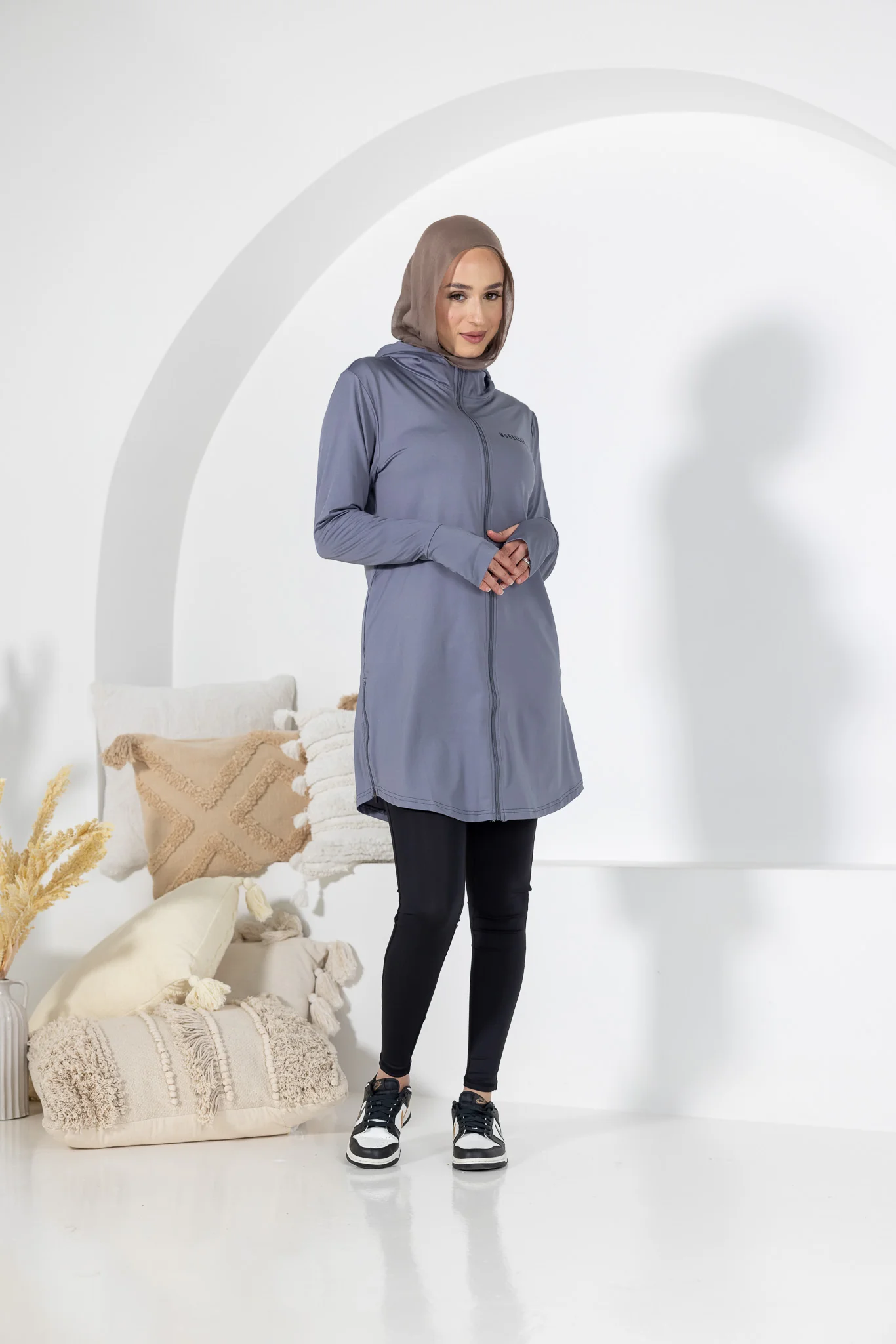 Modelle/Move Thumb Hole Sport Jacket - Image 15