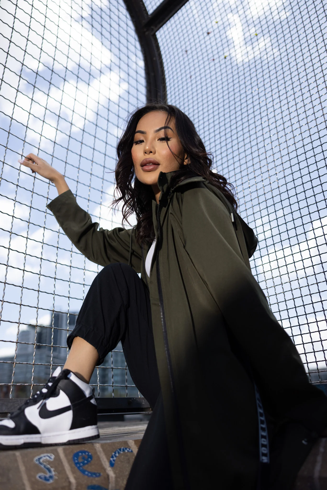 Modelle/Move Tie Windbreaker Jacket - Image 4