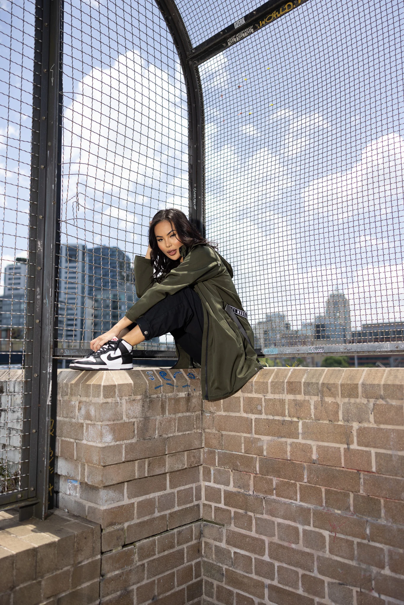Modelle/Move Tie Windbreaker Jacket - Image 5