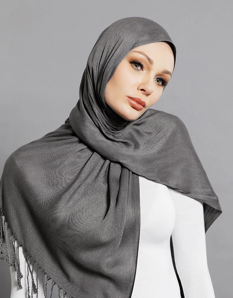 Modelle Twisted Scarves - Shades of Black - Image 11