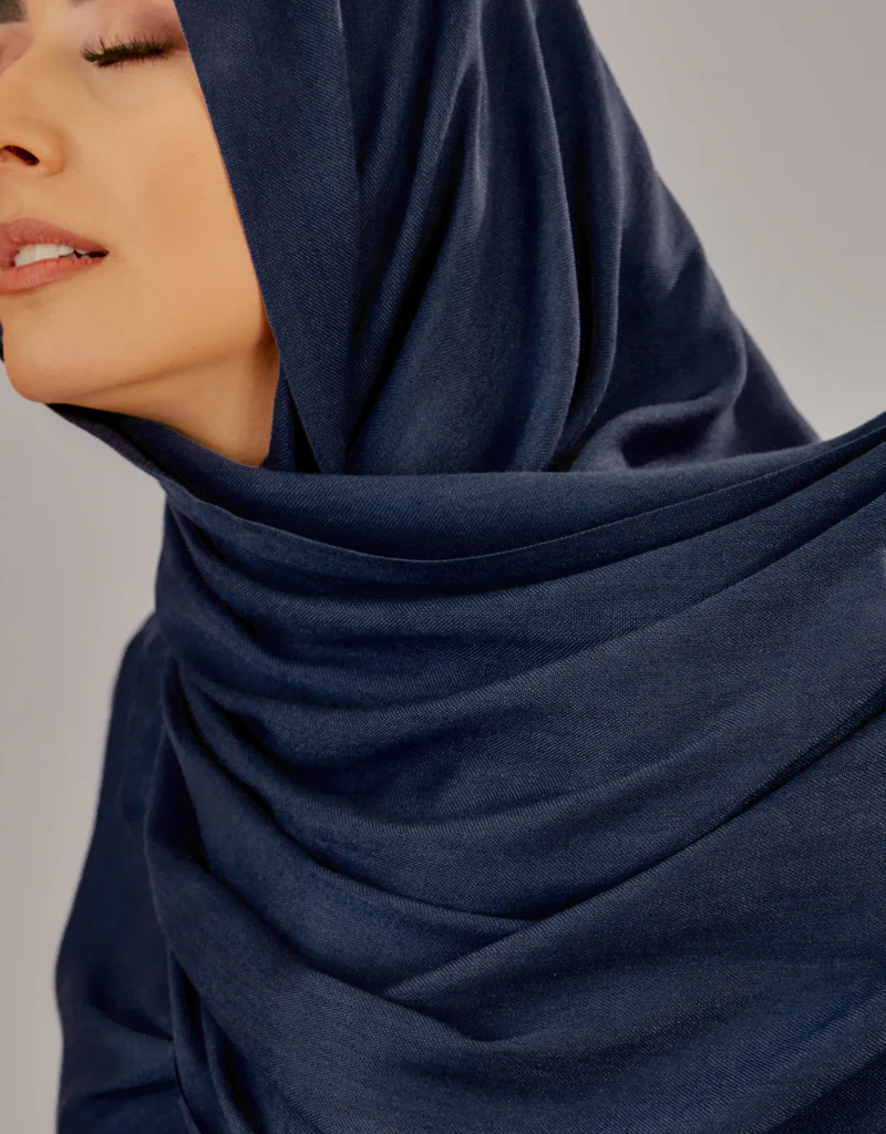 Modelle Twisted Scarves - Shades of Blue - Image 7