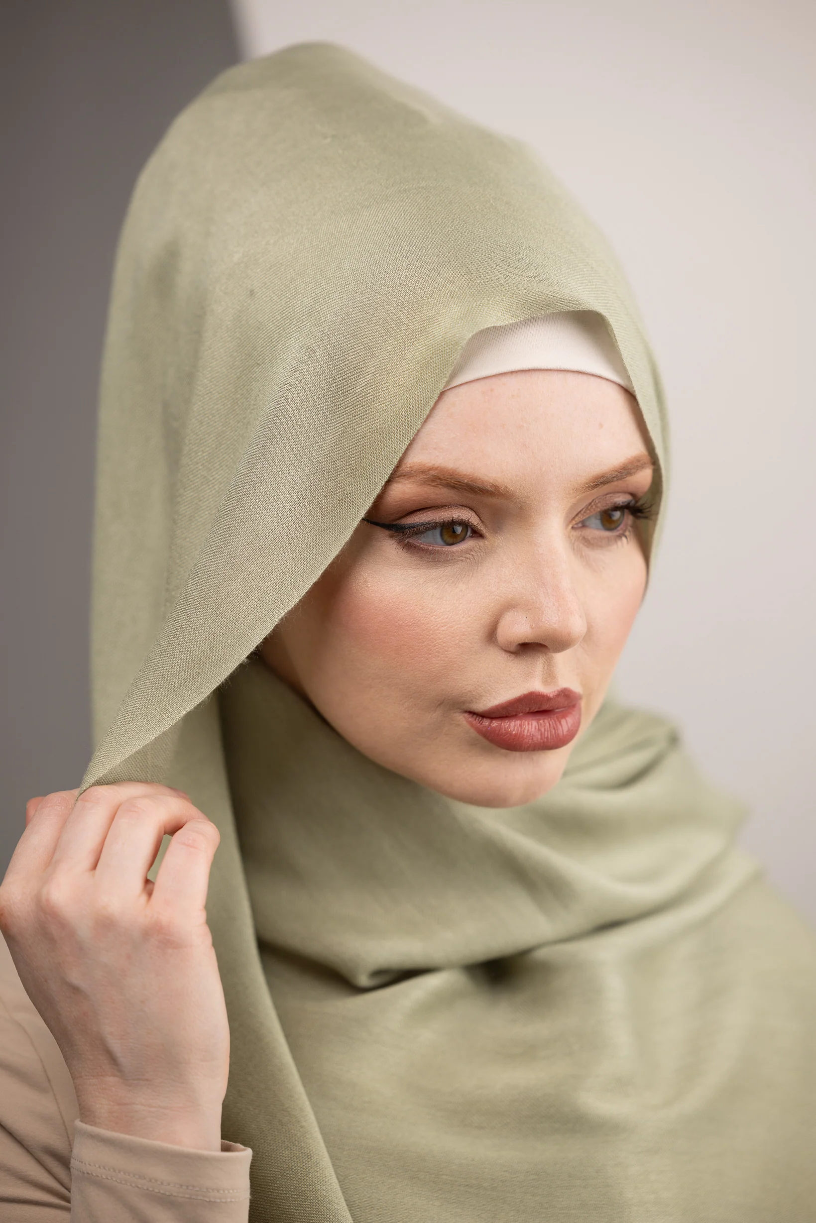 Modelle Twisted Scarves - Shades of Green - Image 2