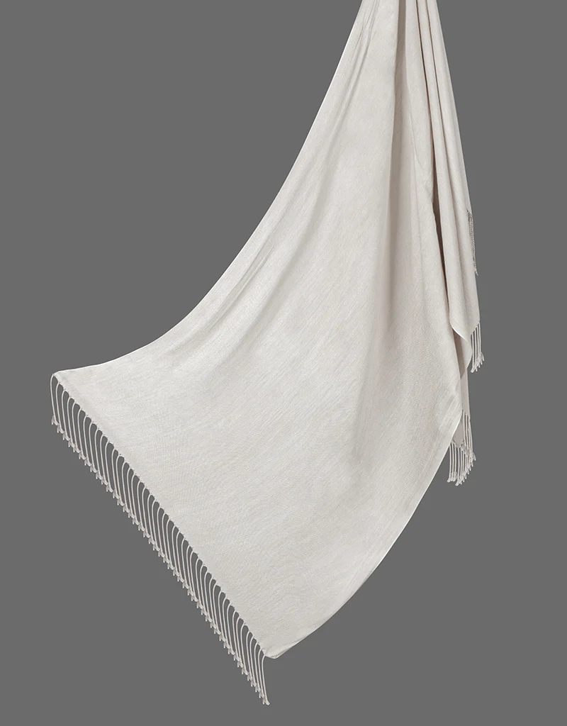 Modelle Twisted Scarves - Shades of White - Image 8