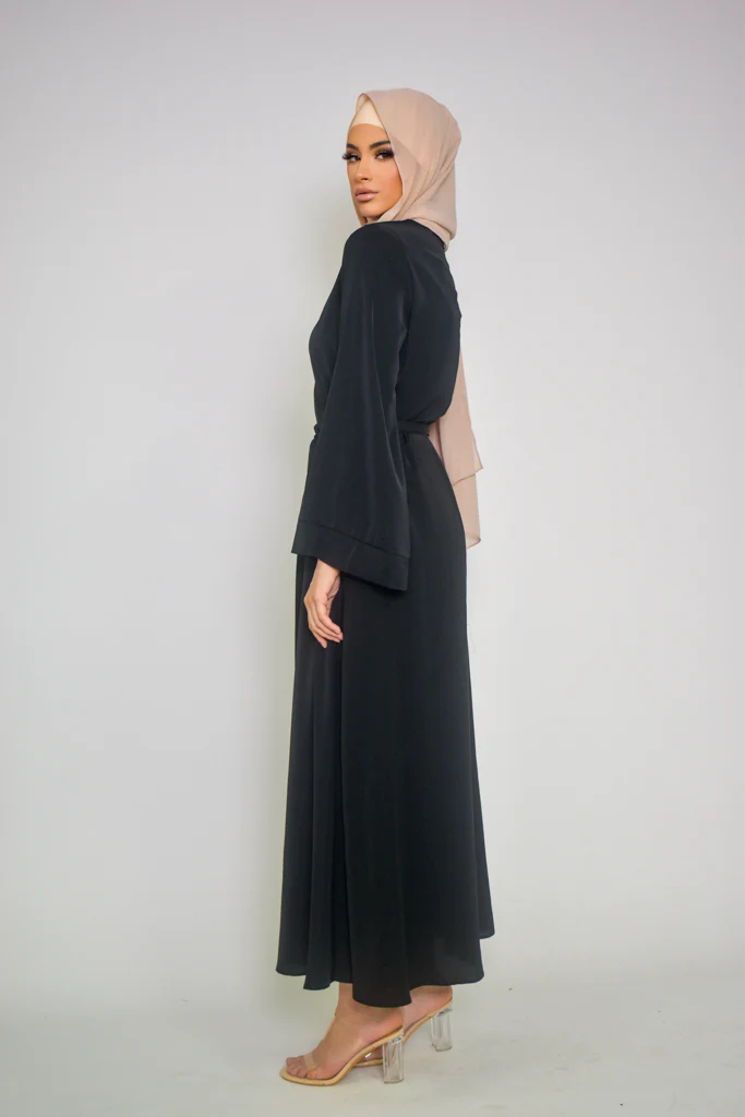Open Sleeve Abaya - Shades of Black - Image 9