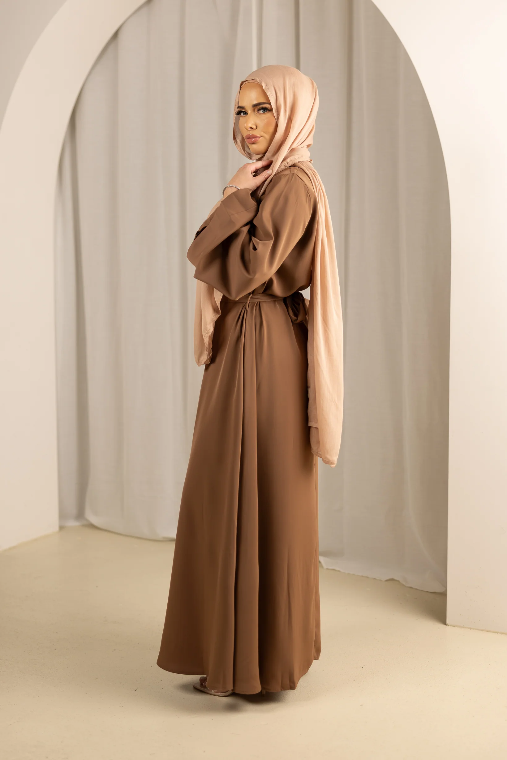 Open Sleeve Abaya - Shades of Brown - Image 15