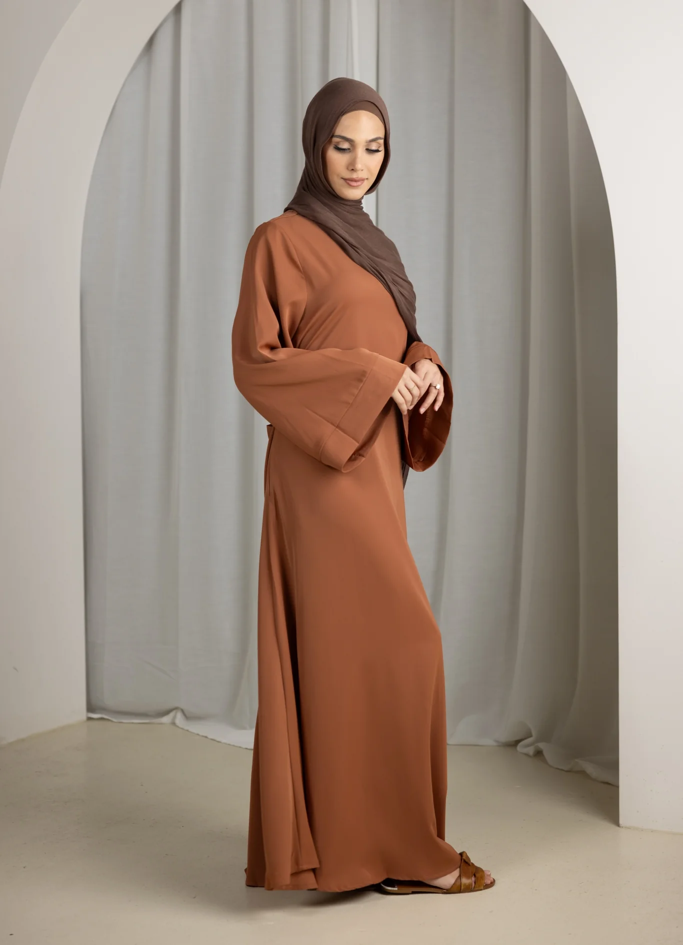 Open Sleeve Abaya - Shades of Brown - Image 30