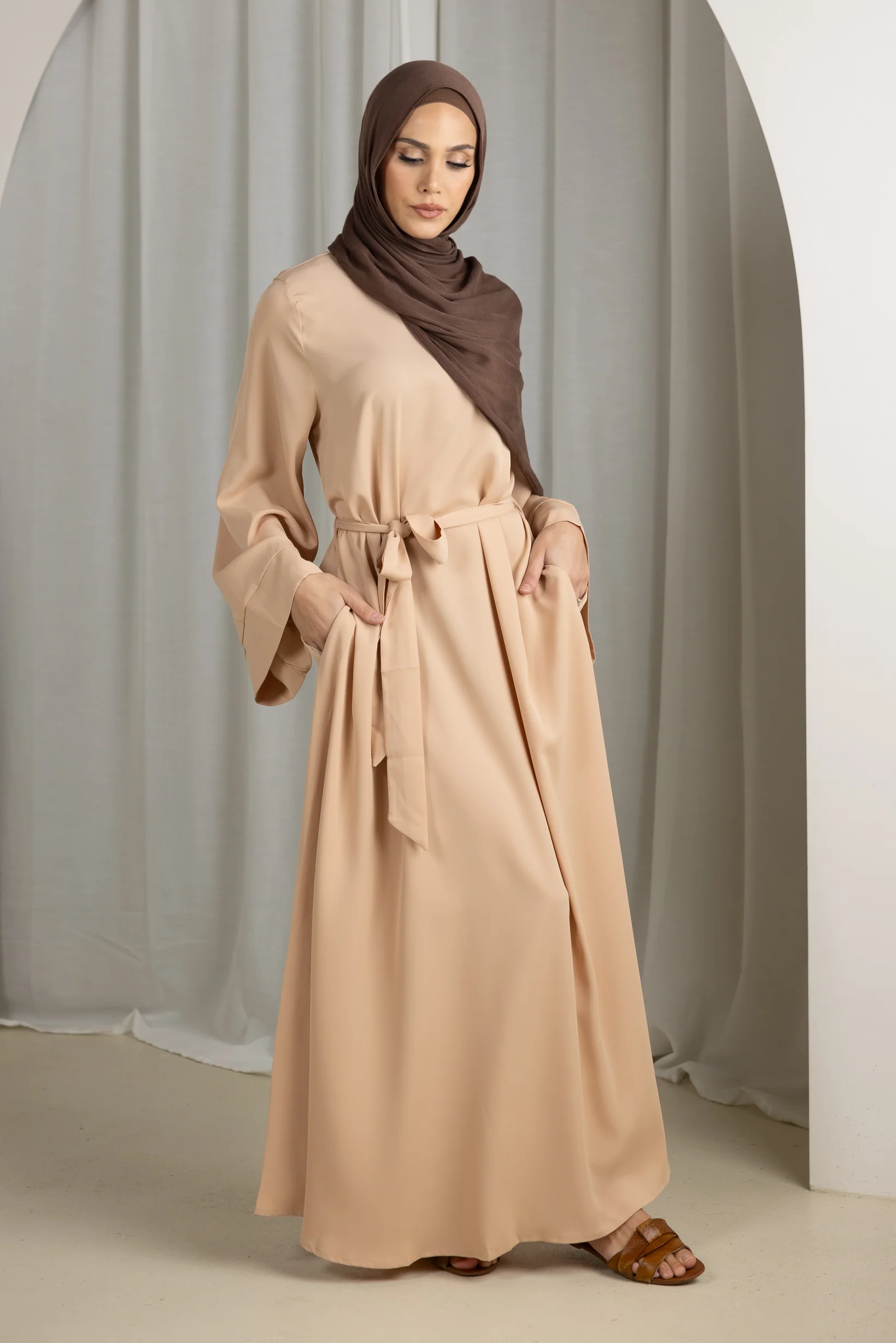 Open Sleeve Abaya - Shades of Nude - Image 2