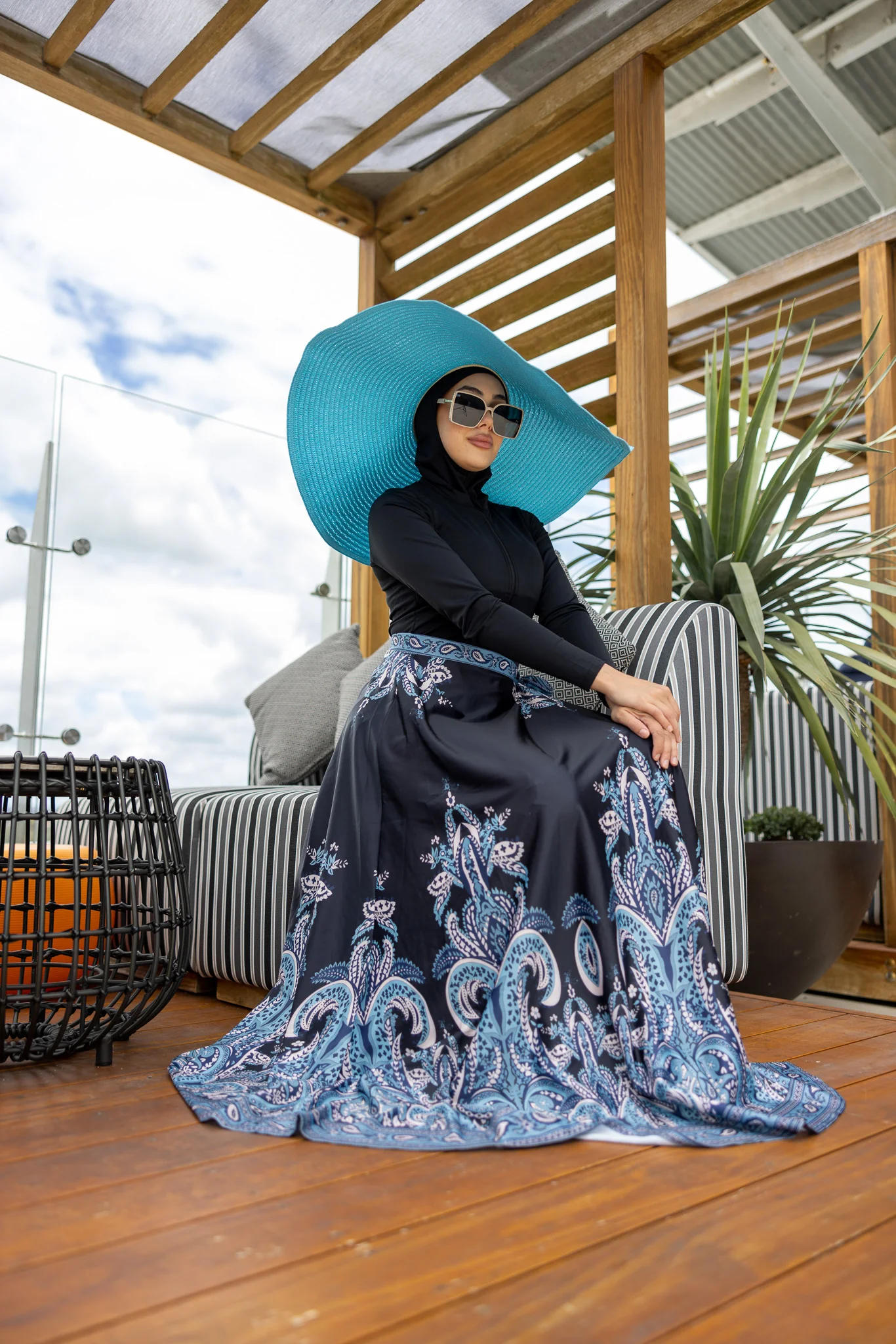 Oversized Sun Hat - Image 2