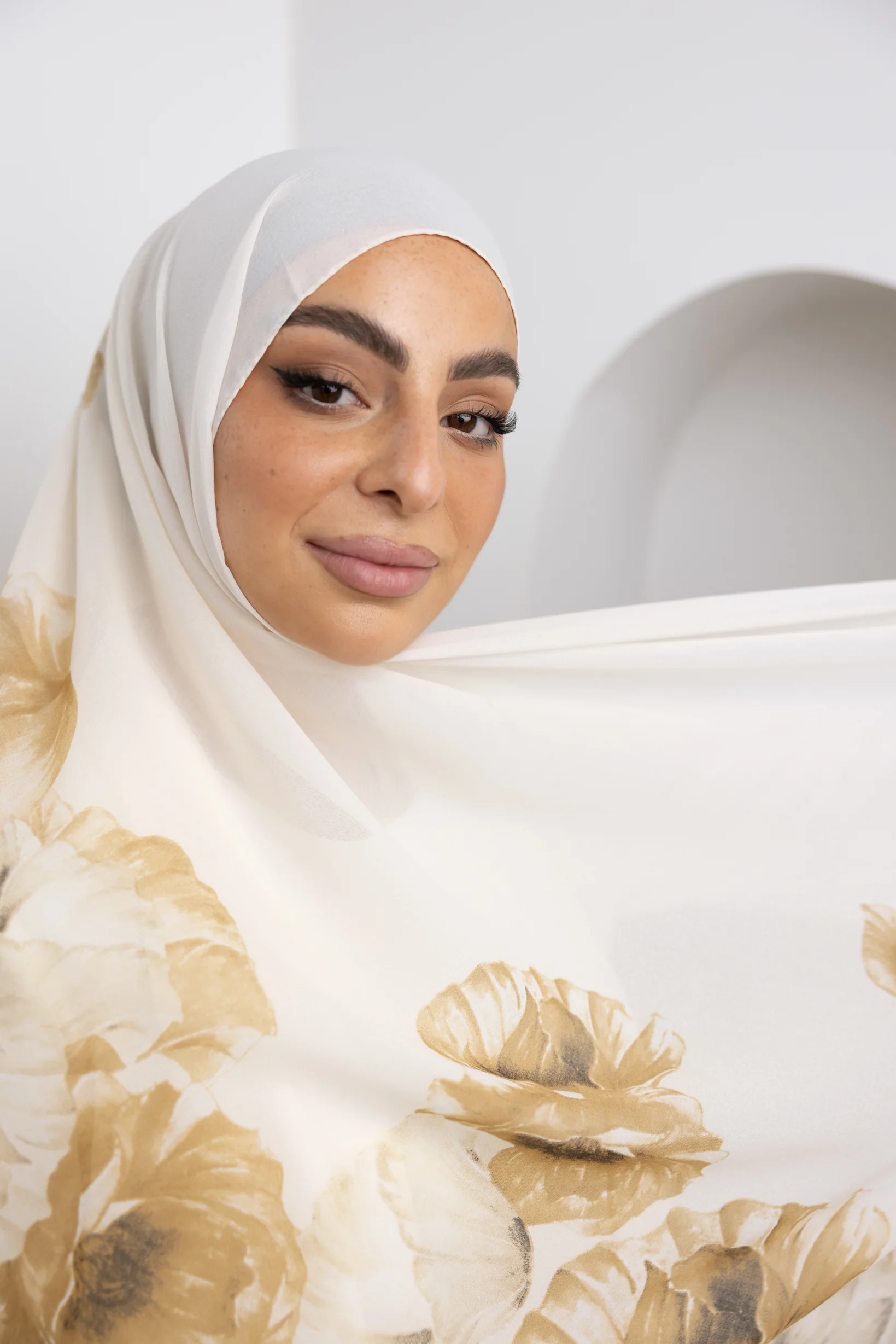 Petunia Printed Shawl - Image 8