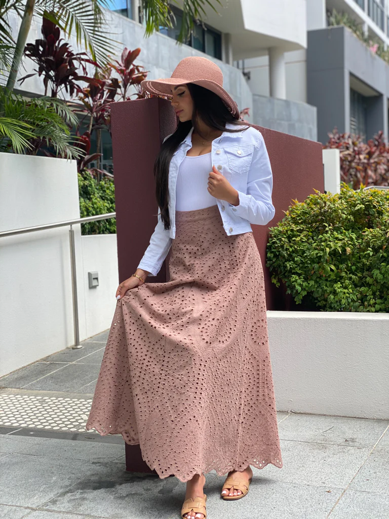 Reem Lace Skirt - Image 13
