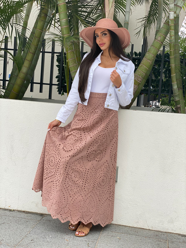 Reem Lace Skirt - Image 15