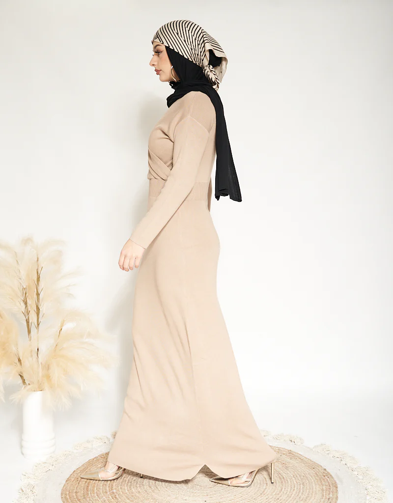Roojed Waist Knit Dress - Image 2