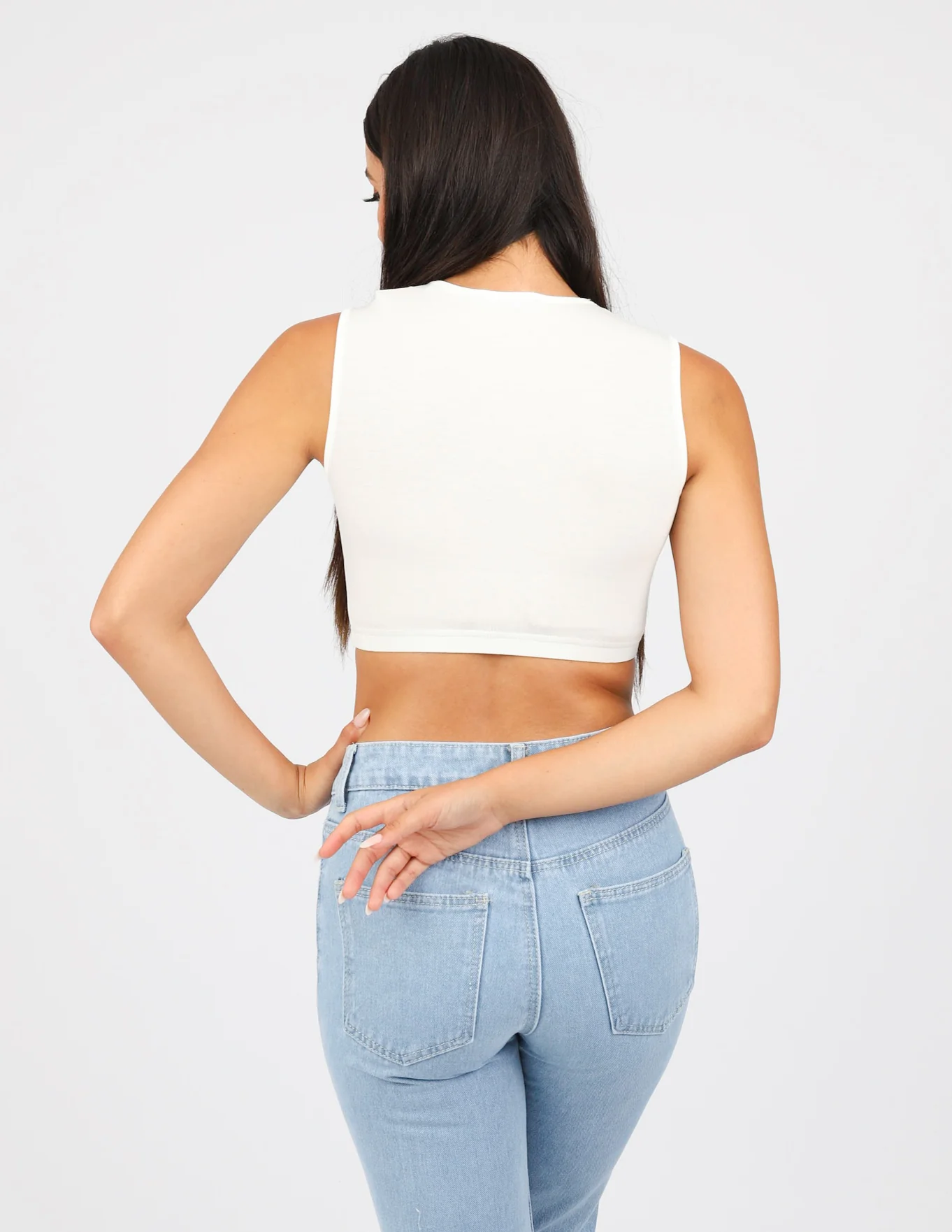 Round Neck Sleeveless Crop Body Top - Image 13