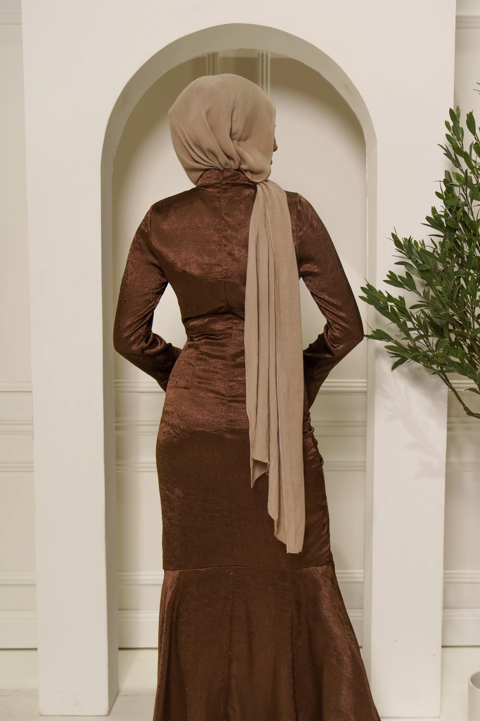 Runway Emilia Dress - Image 5