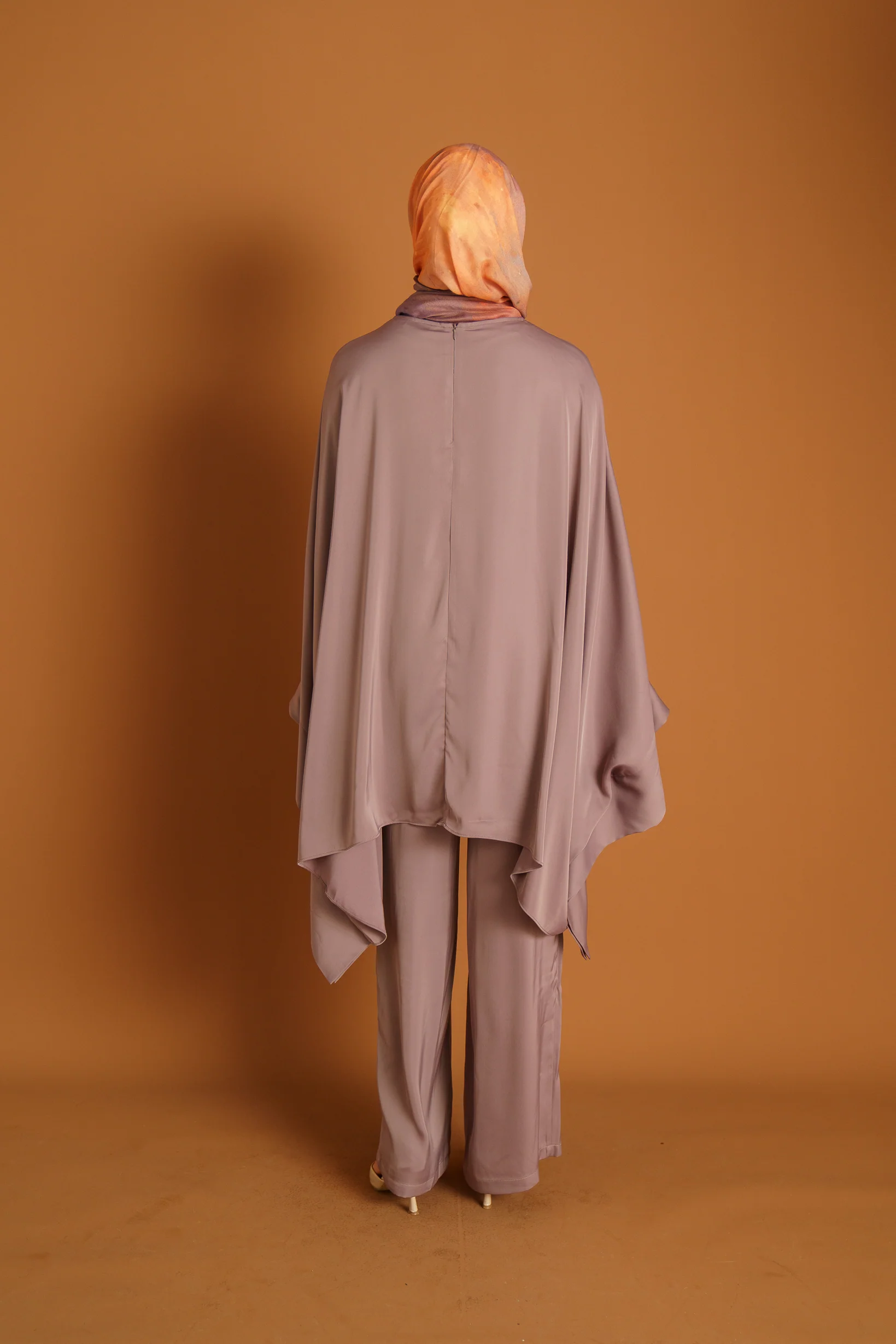 Runway Jolanda Set - Image 18