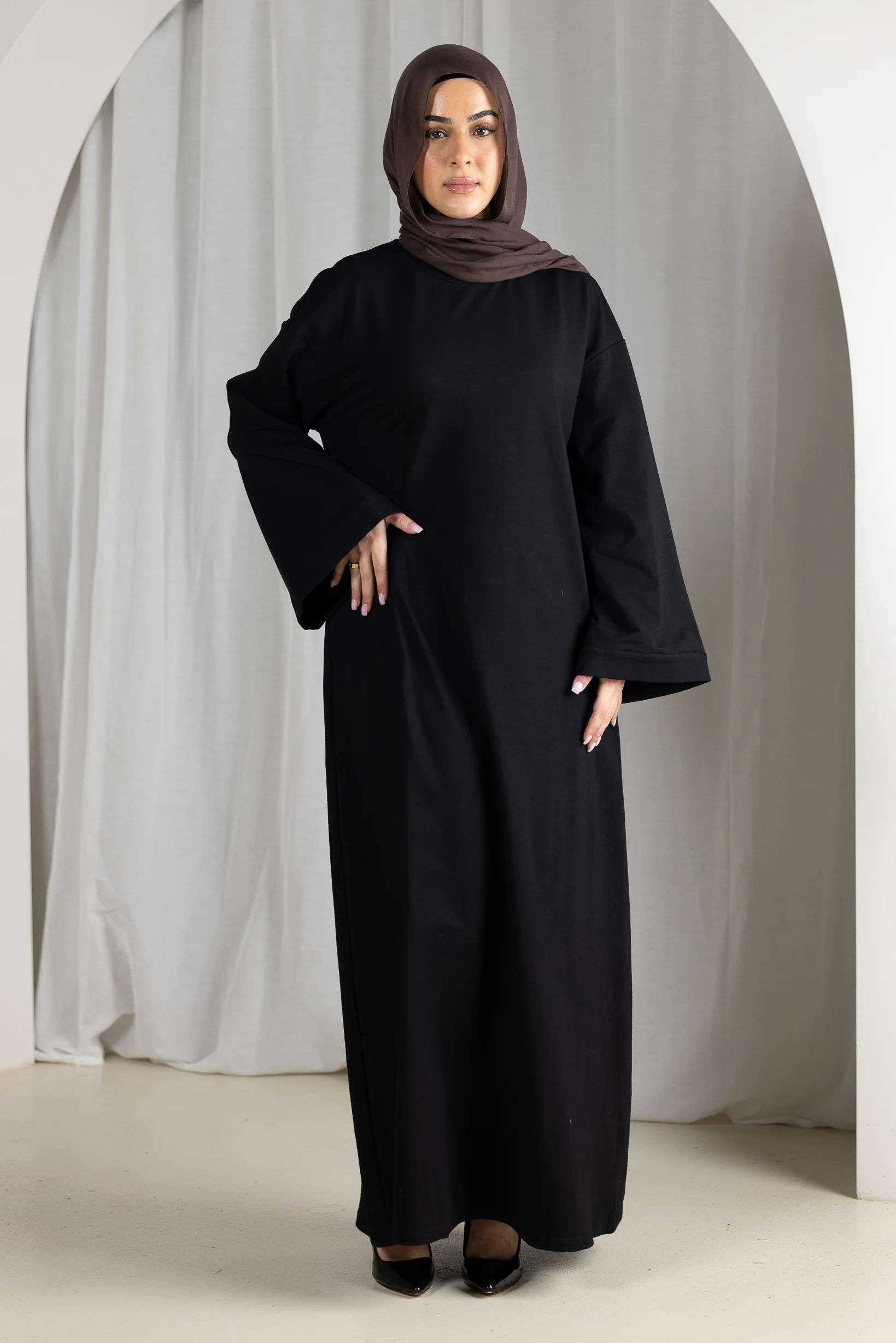 Sadie Pocket Abaya - Image 13