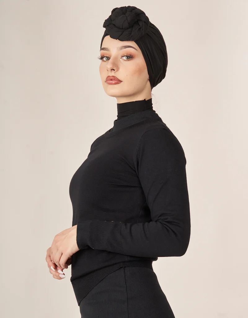 Shira Short Knit Top - Image 9