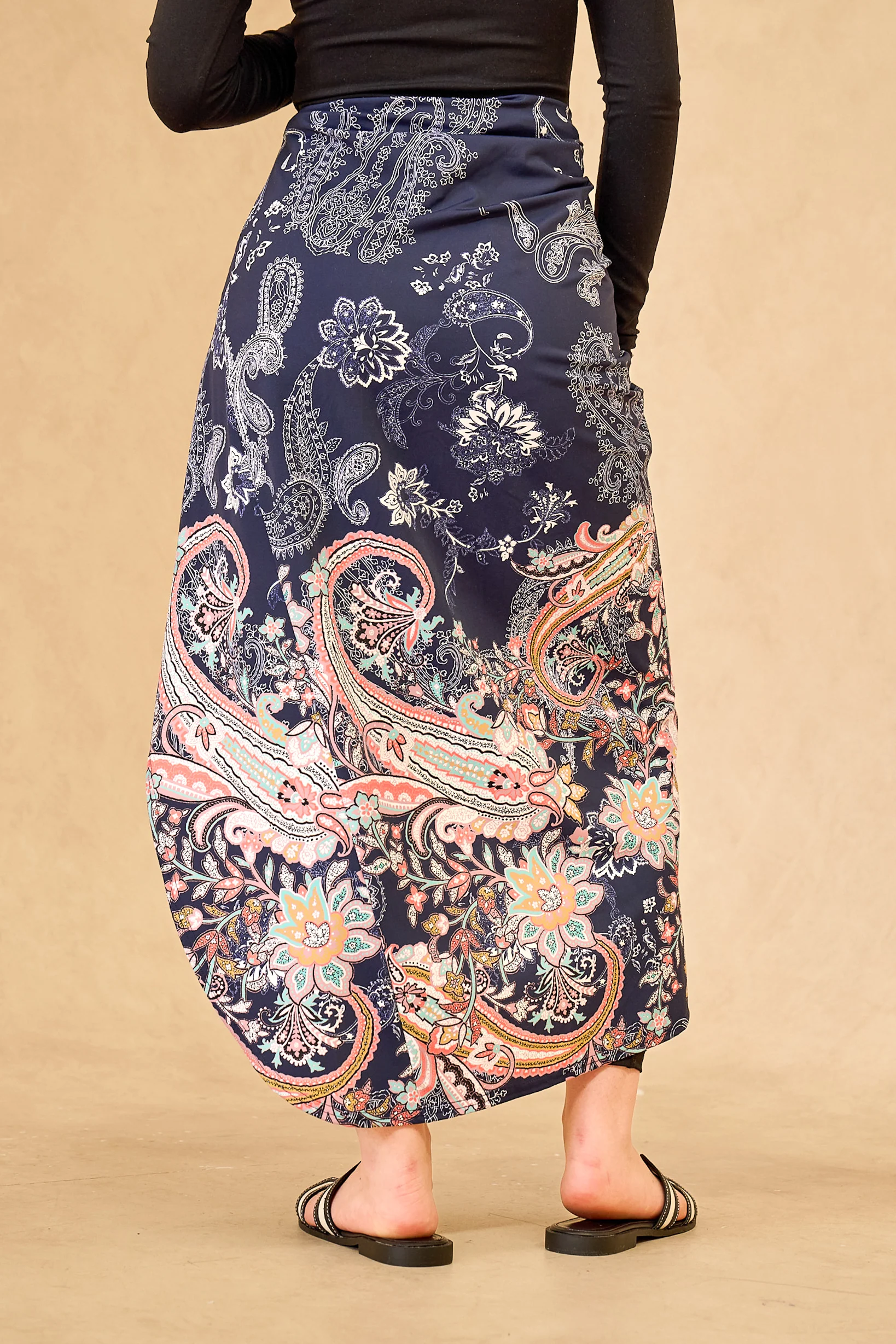 Shoreline Swim Sarong - Image 4