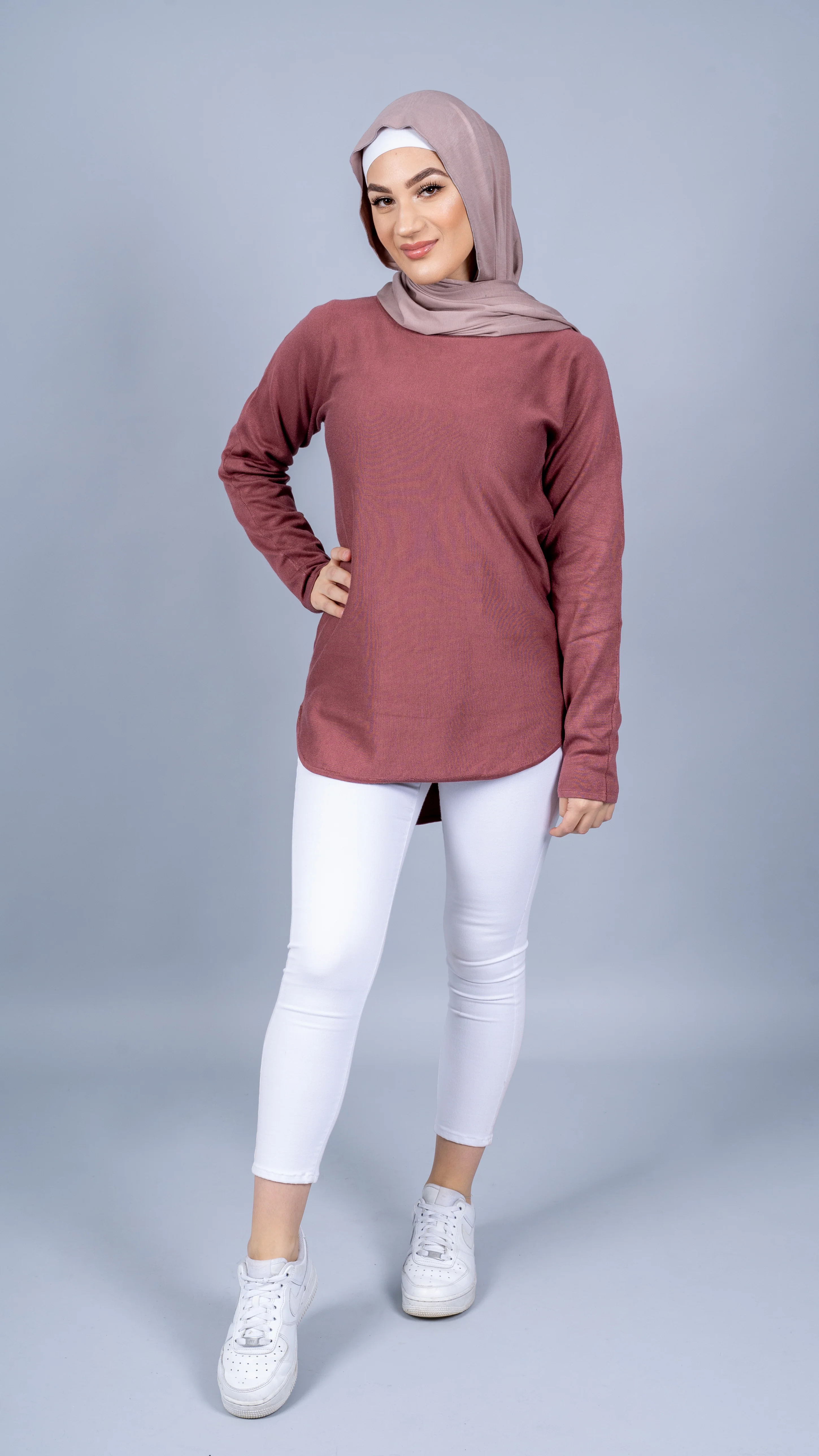 Short Knit Loop Top - Image 12
