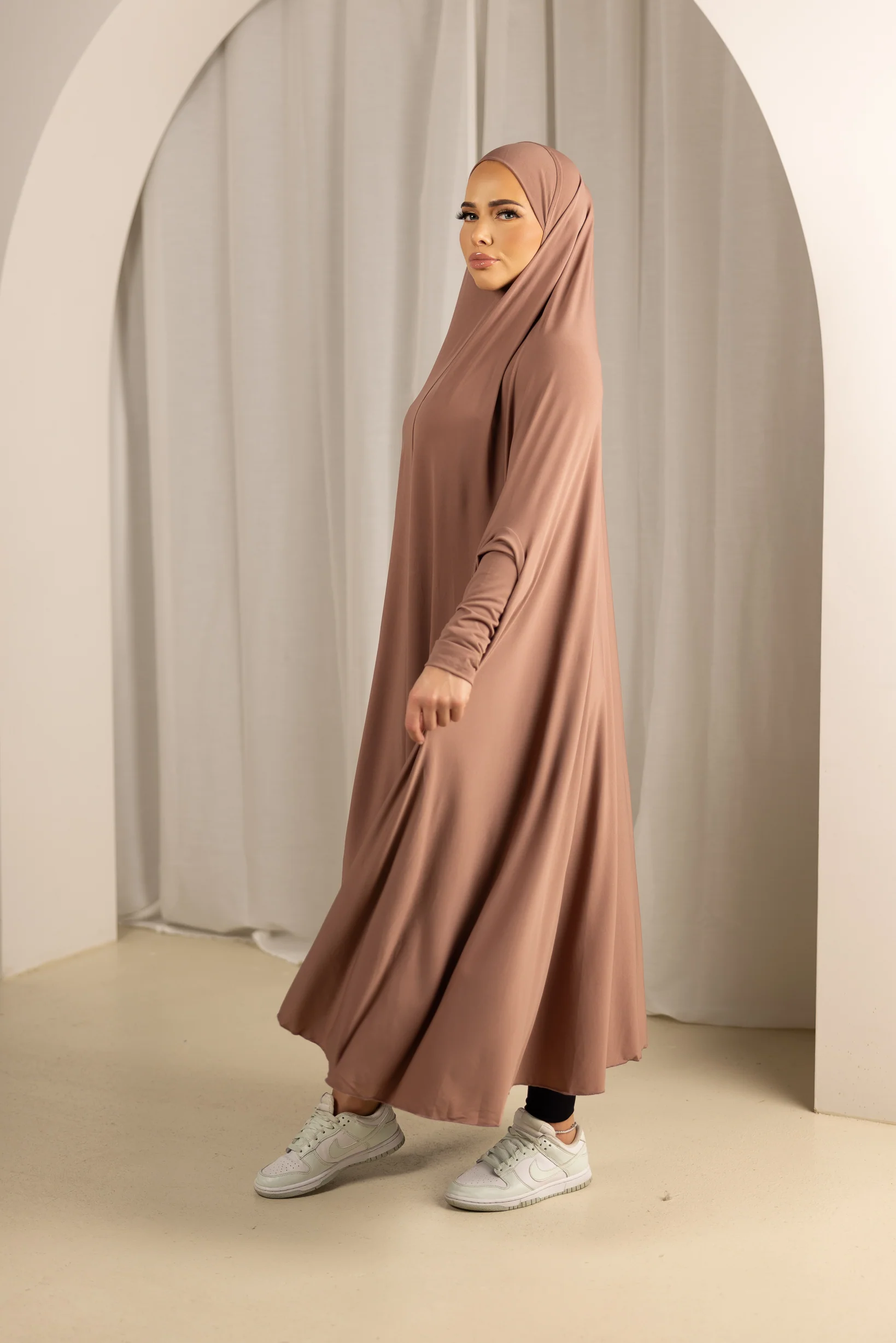 Sleeve Jilbab Panel Fit- Shades of Pink - Image 3